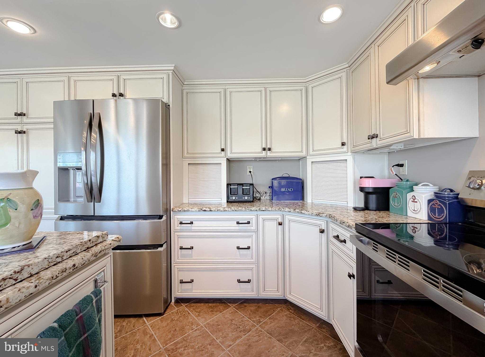 49716 Airedele Rd photo 12