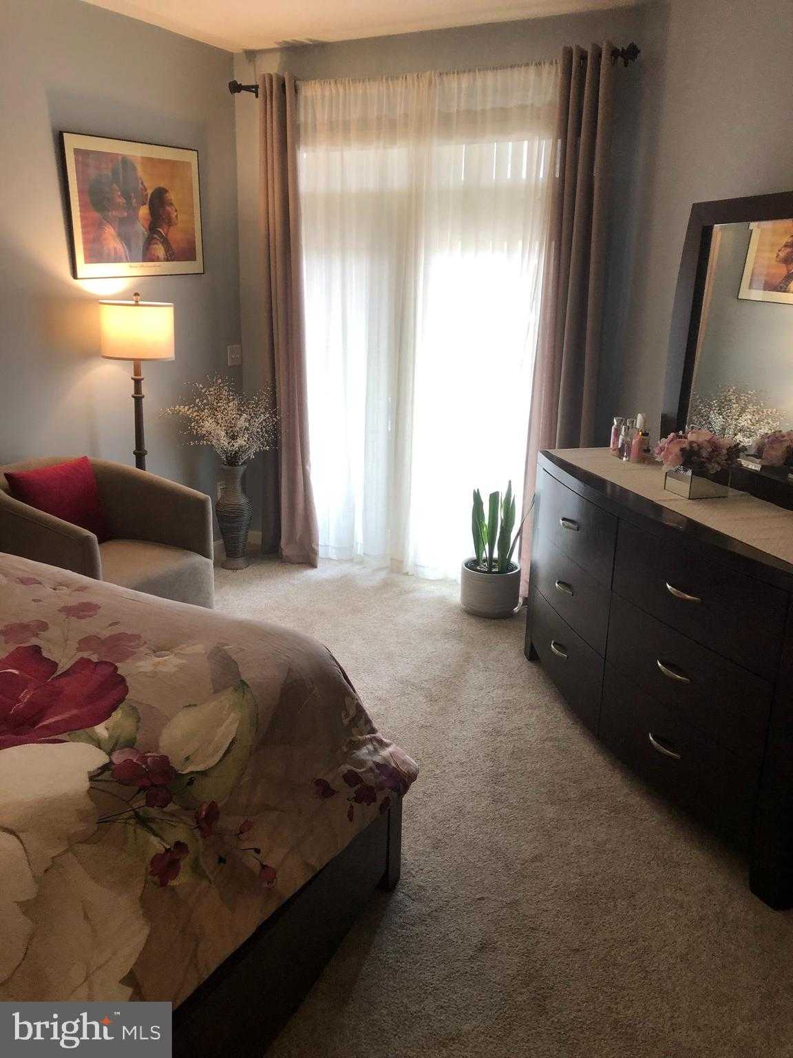 239 Carson Ter photo 7