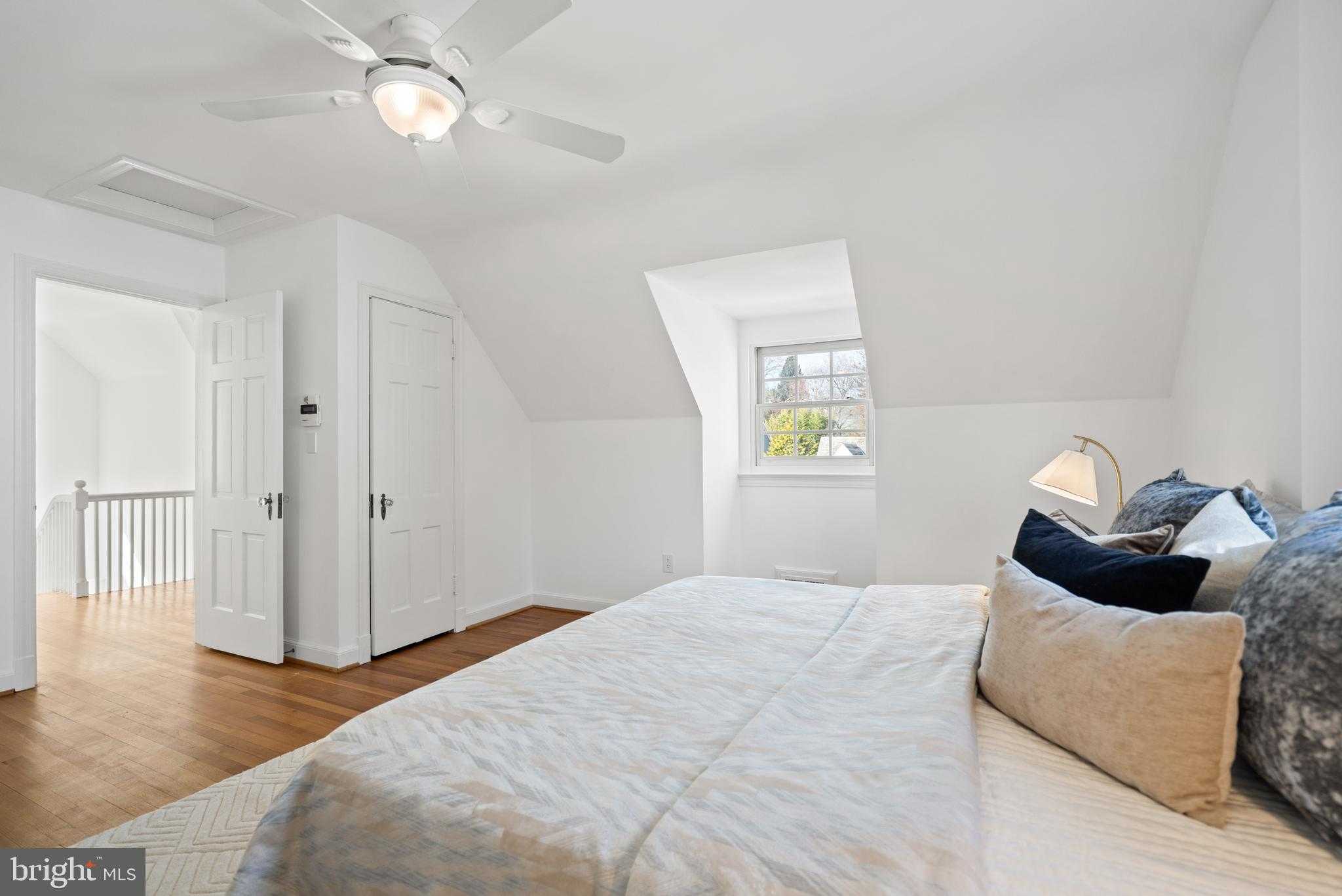 4838 Langdrum Ln photo 17