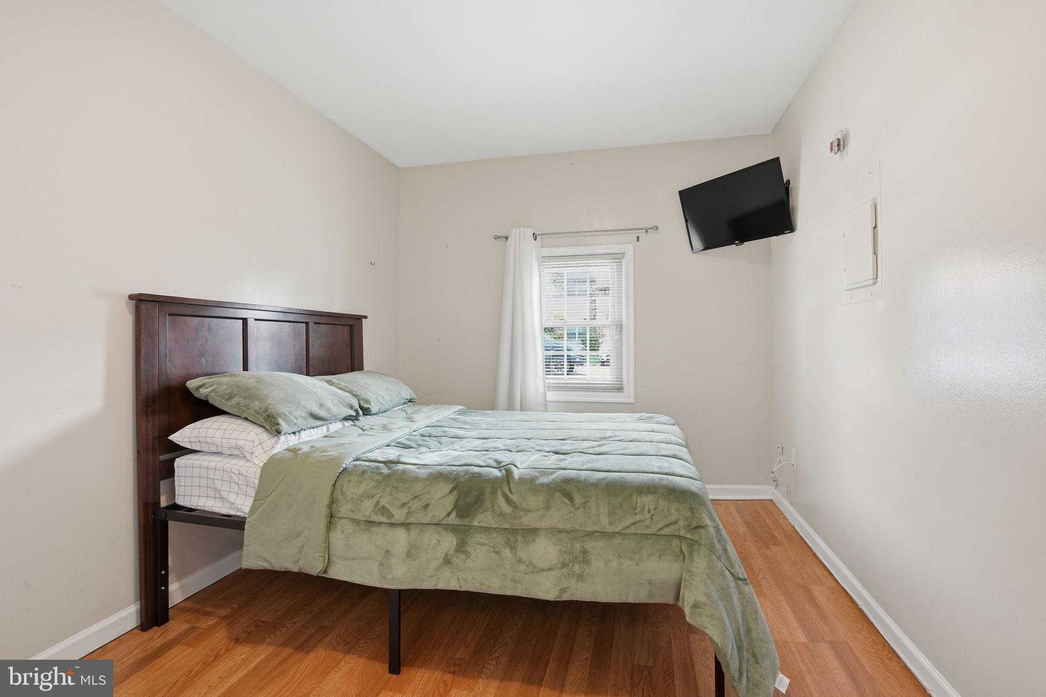 10228 Murty Ln photo 13