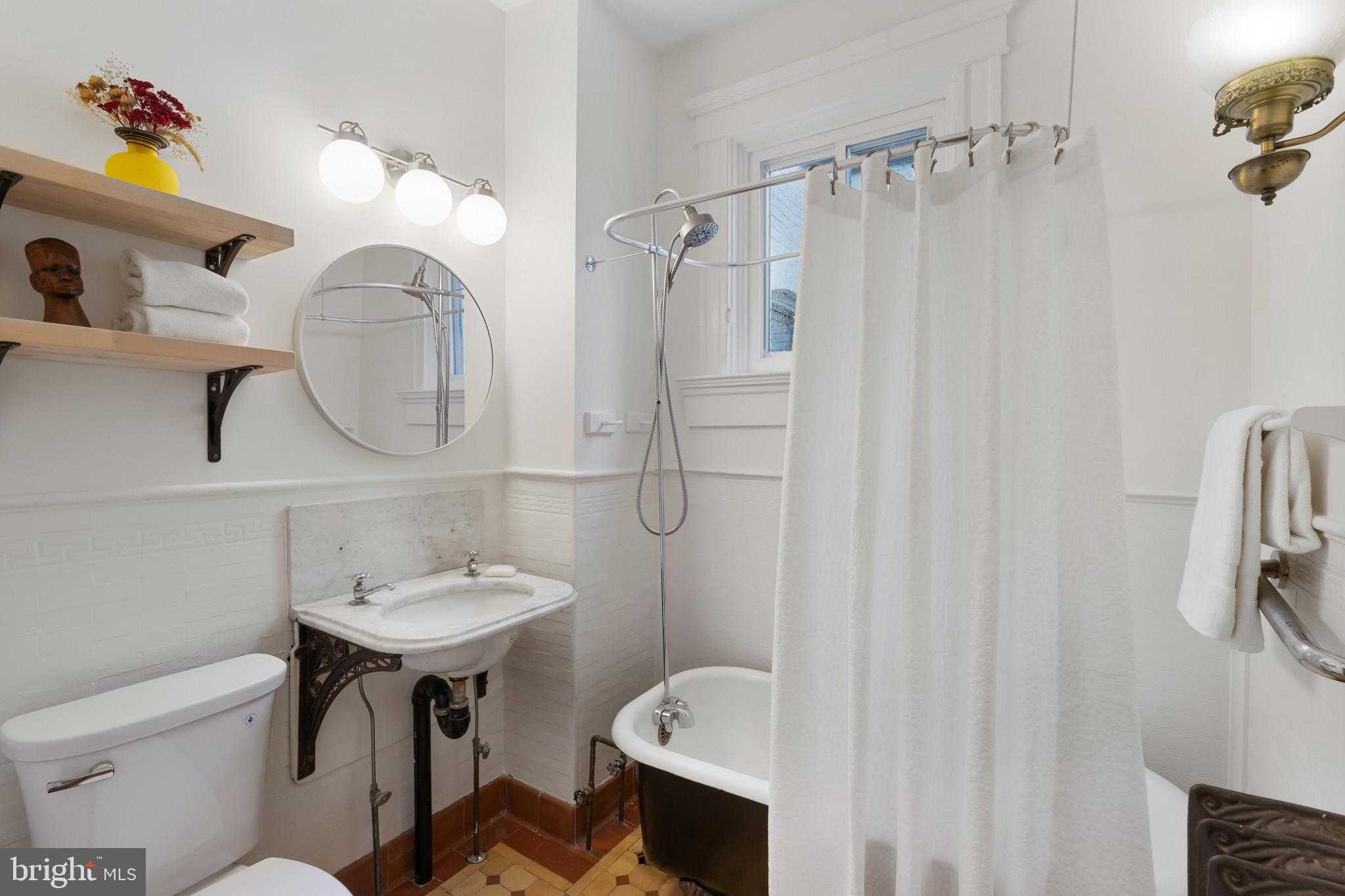 3009 Guilford Ave photo 36