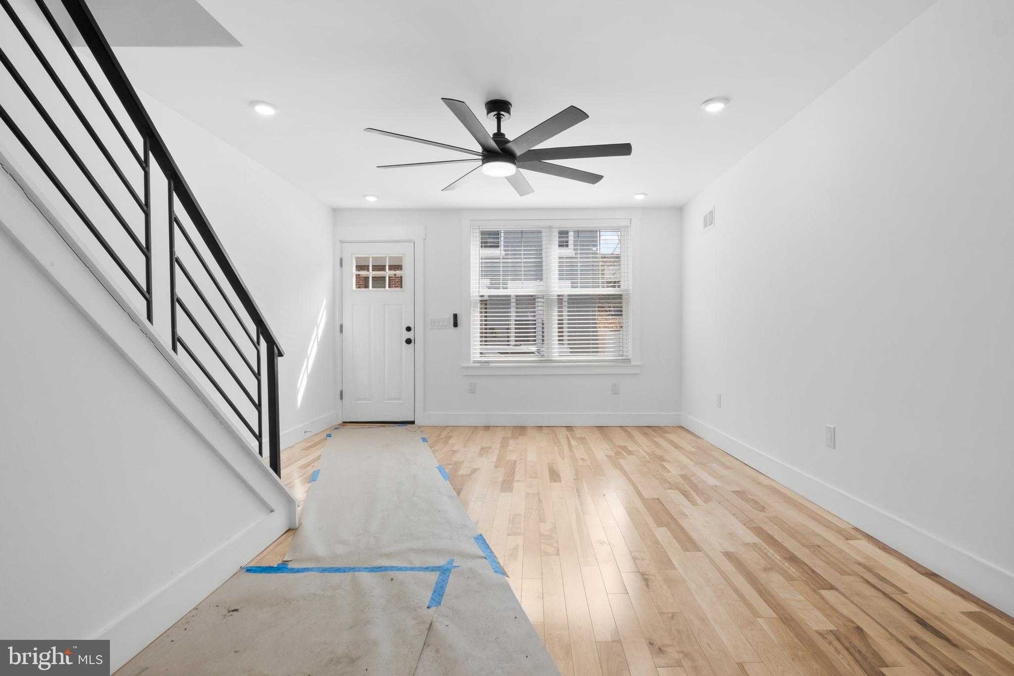 2818 Agate St photo 7