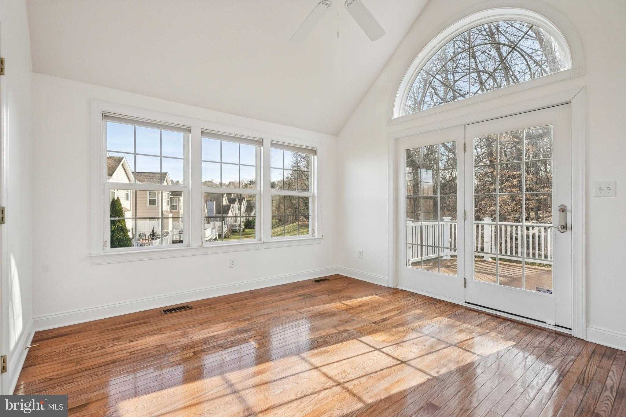 2651 Primrose CT photo 9