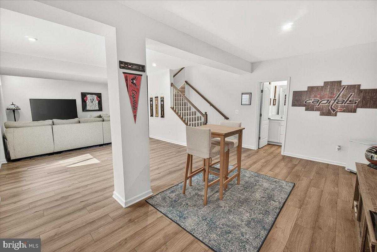 227 Holly Springs Dr photo 36