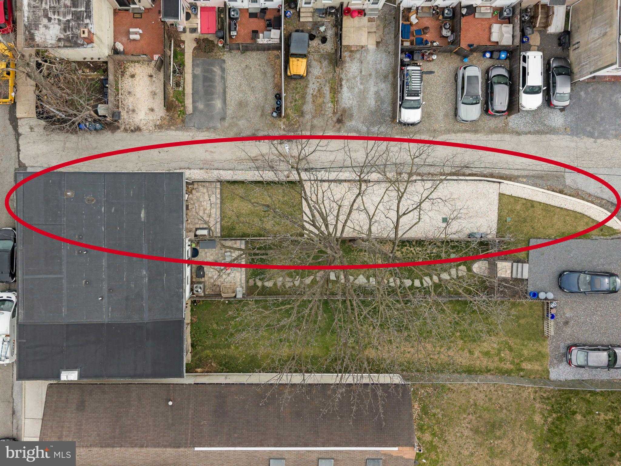 406 W Chestnut St photo 35