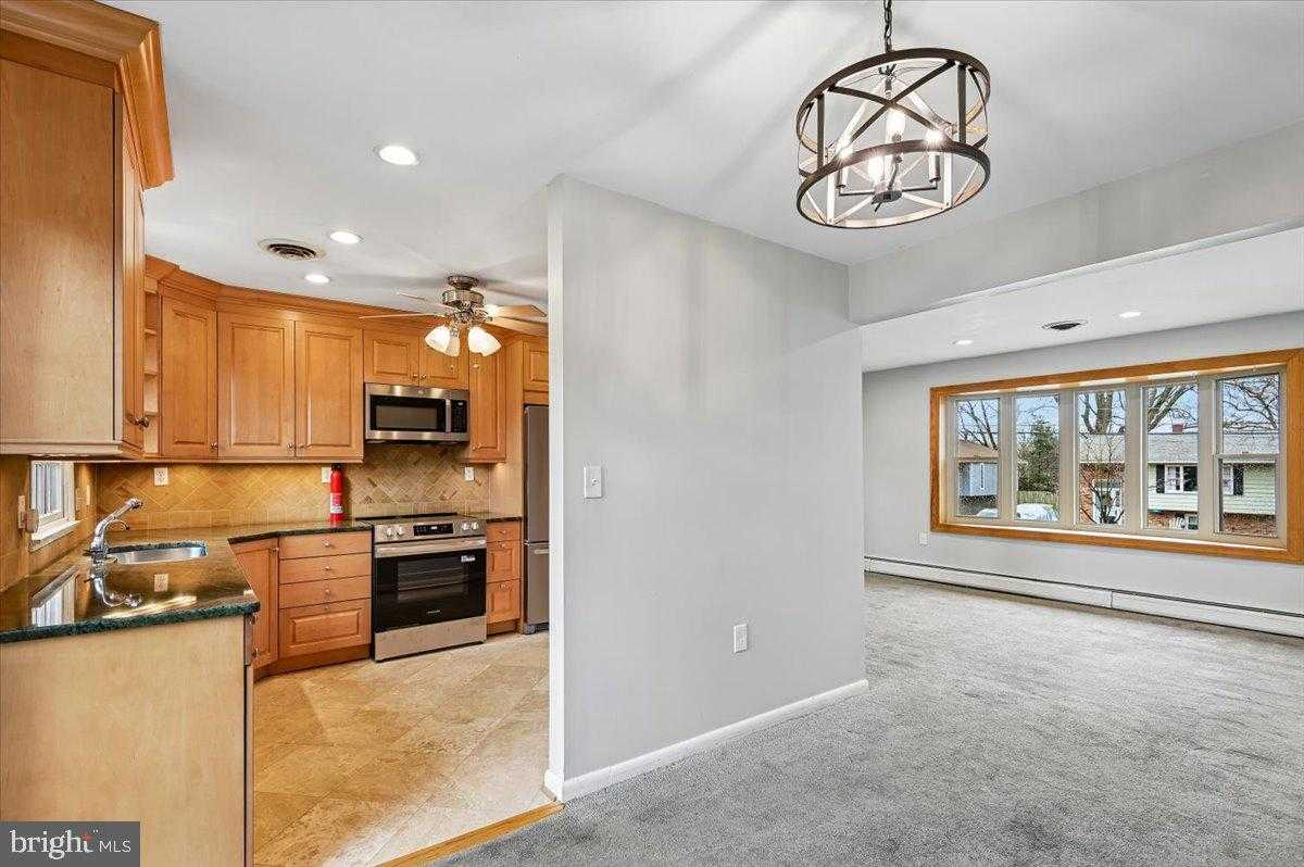 1266 Seabright Dr photo 12