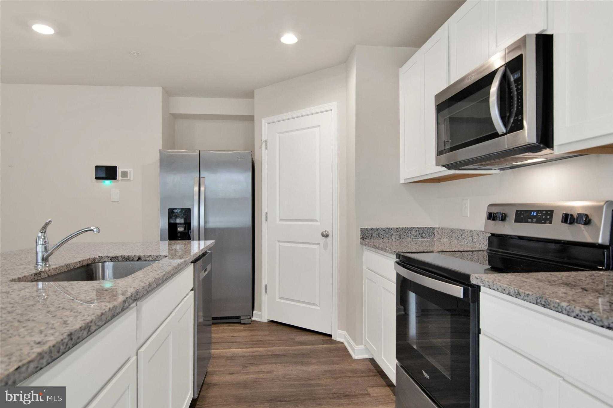 166 Charming Forest Ave photo 9