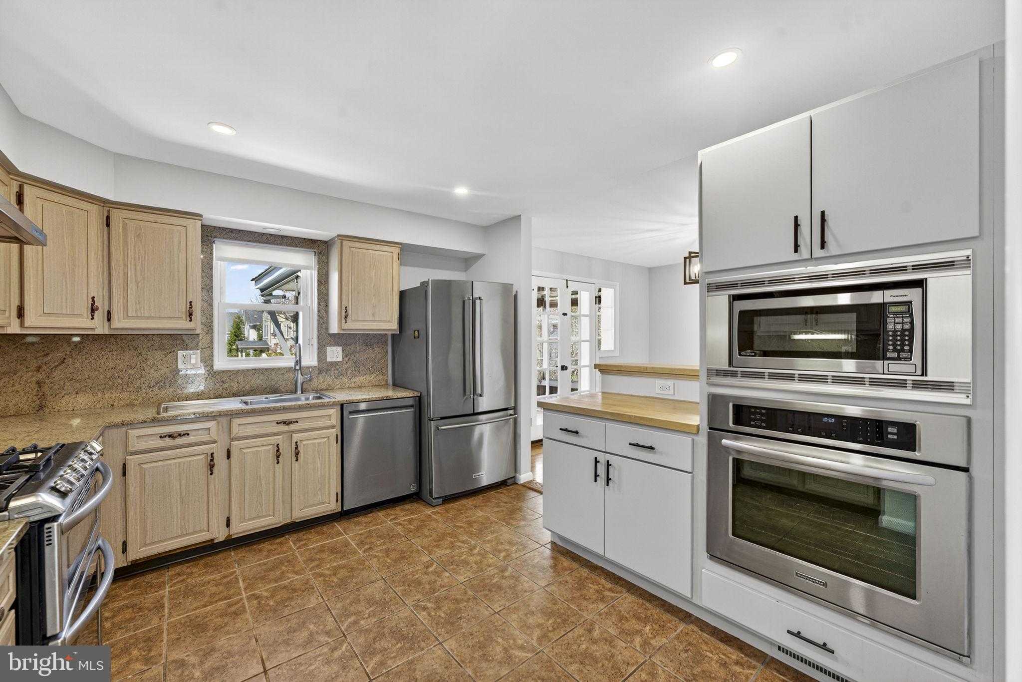 306 S Pershing Dr photo 31