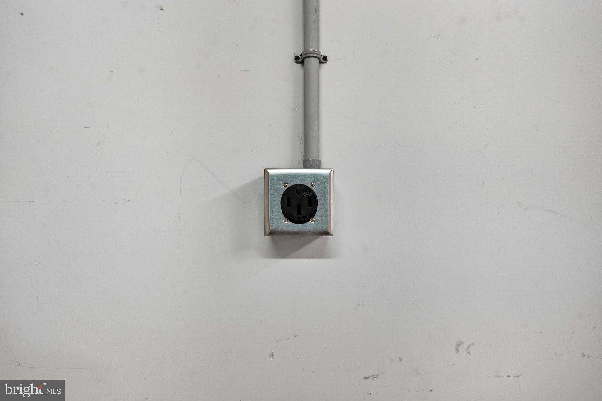 306 S Pershing Dr photo 67