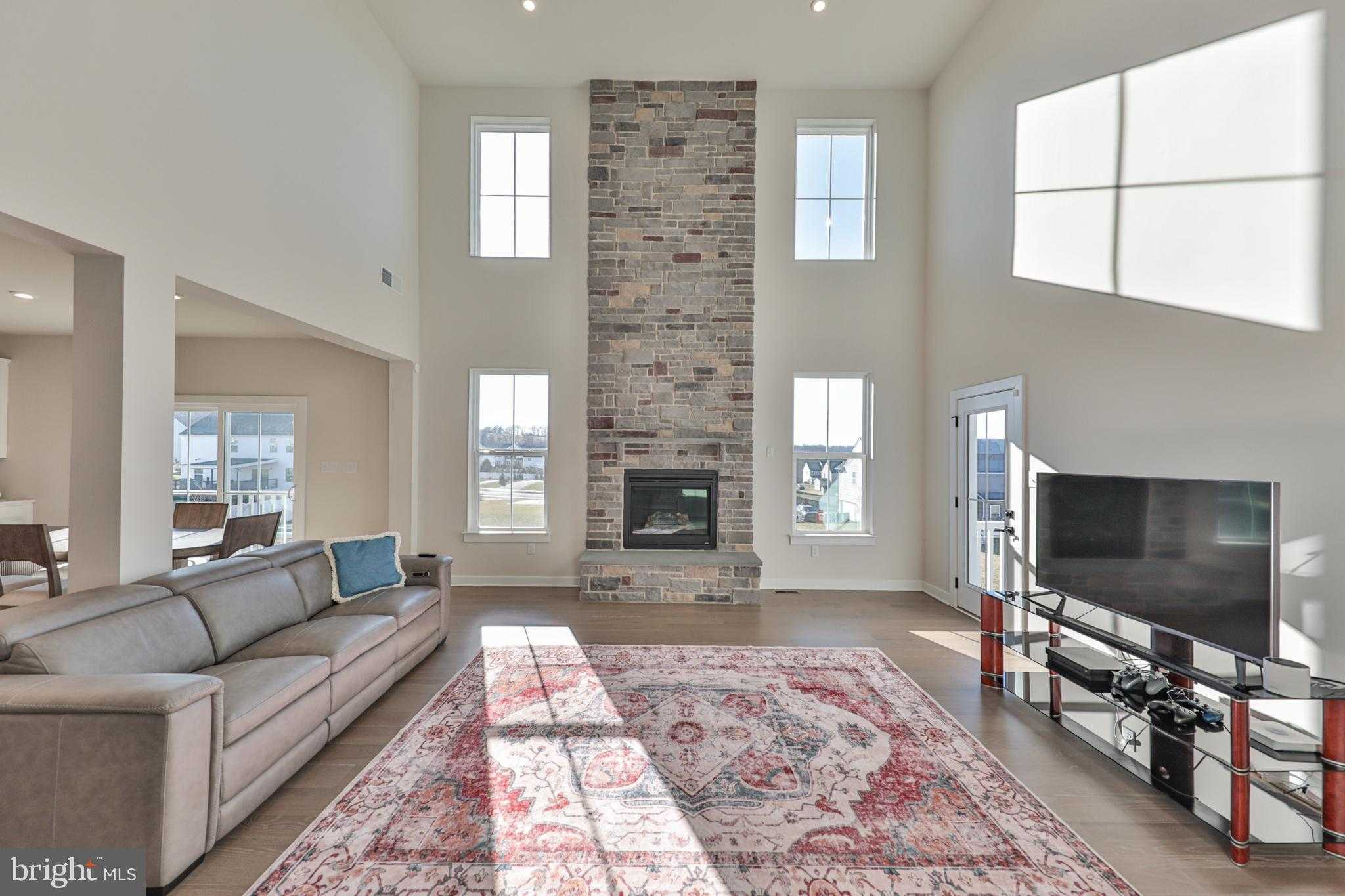 2890 Hawk Valley CT photo 6