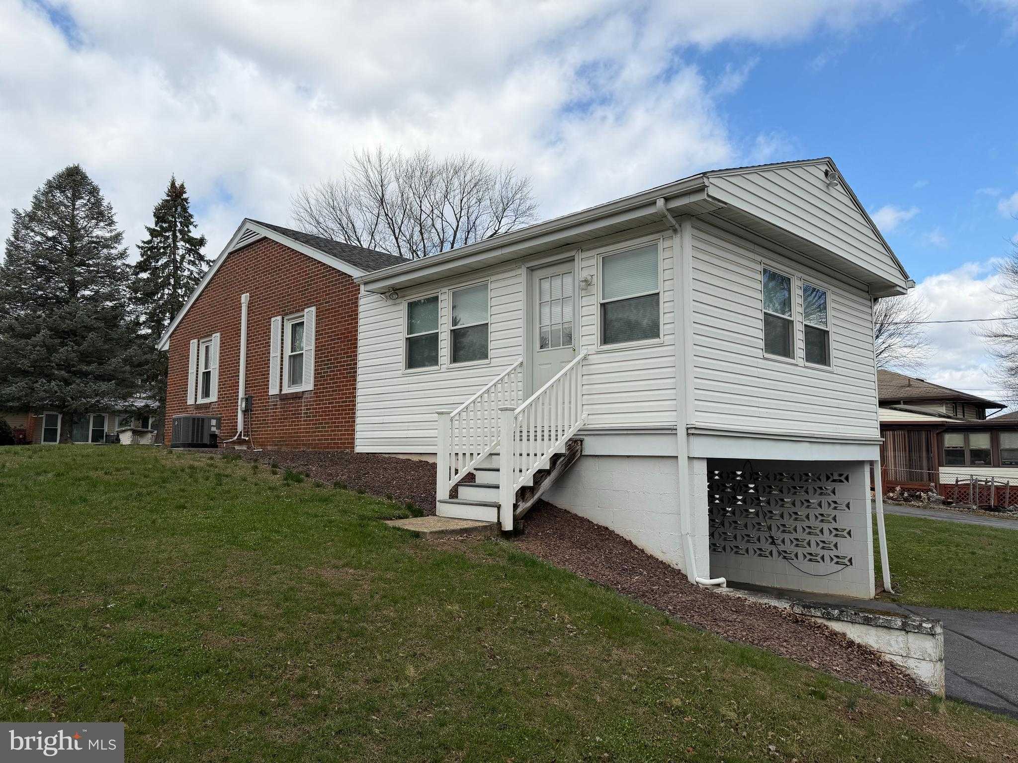 11913 Phylane Dr photo 6