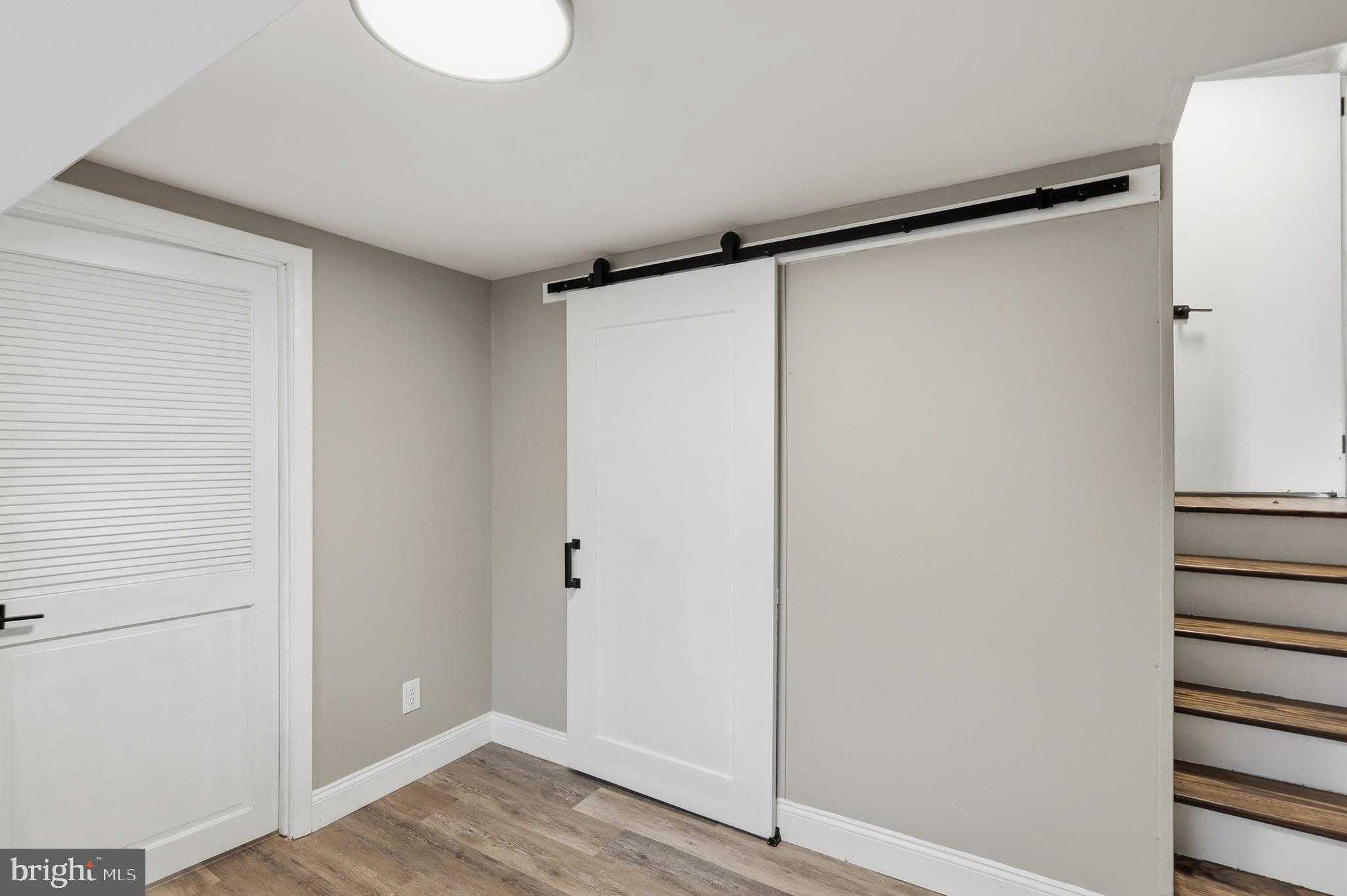 2942 Arlan Ave photo 23