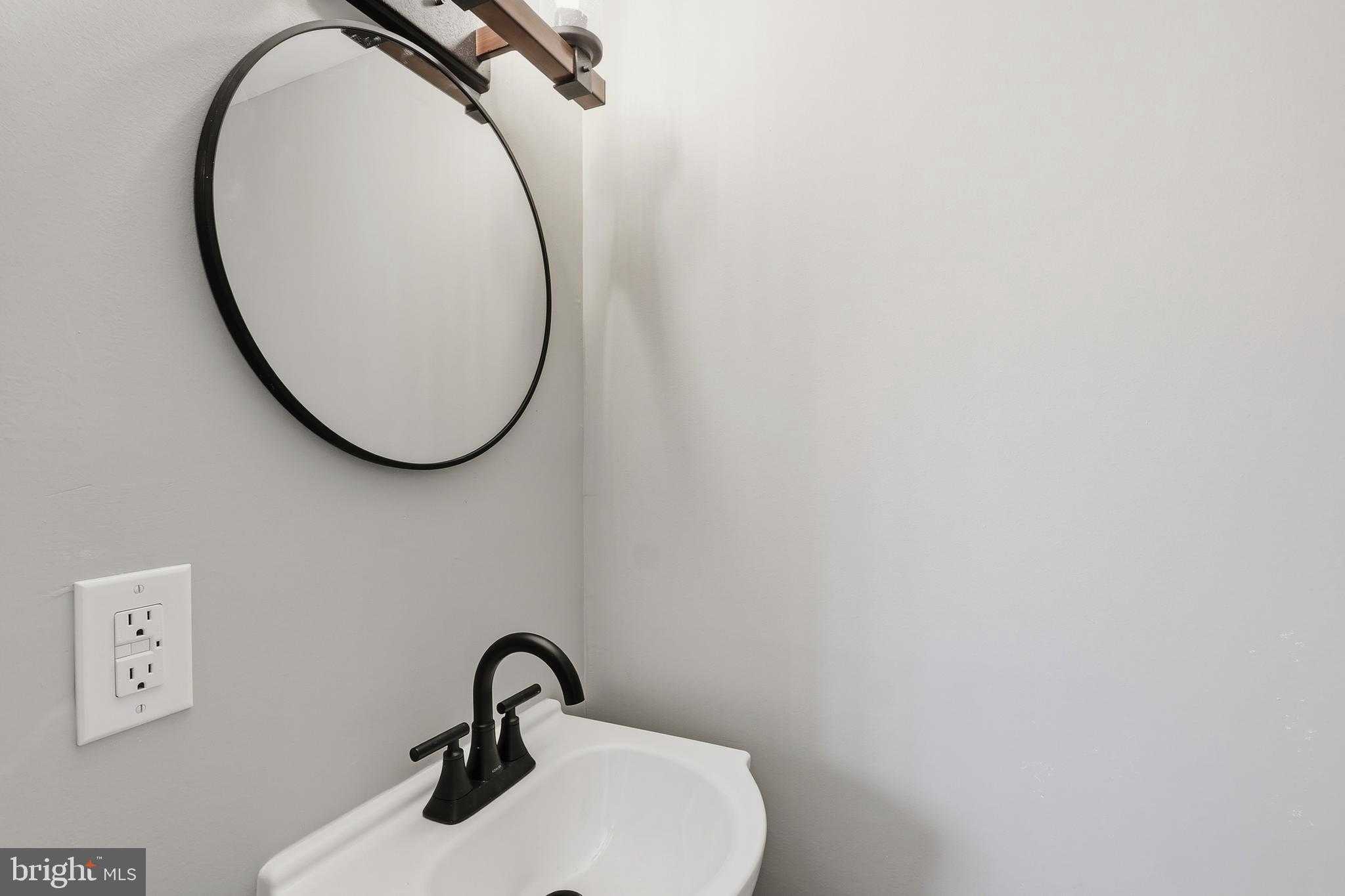 2942 Arlan Ave photo 29