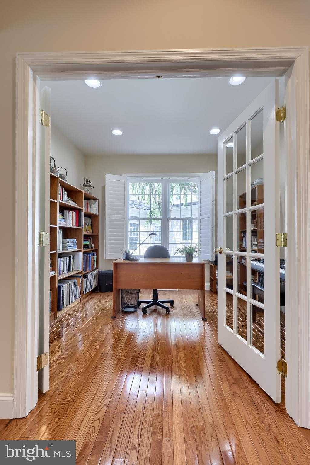 6 Thicket Ln photo 18