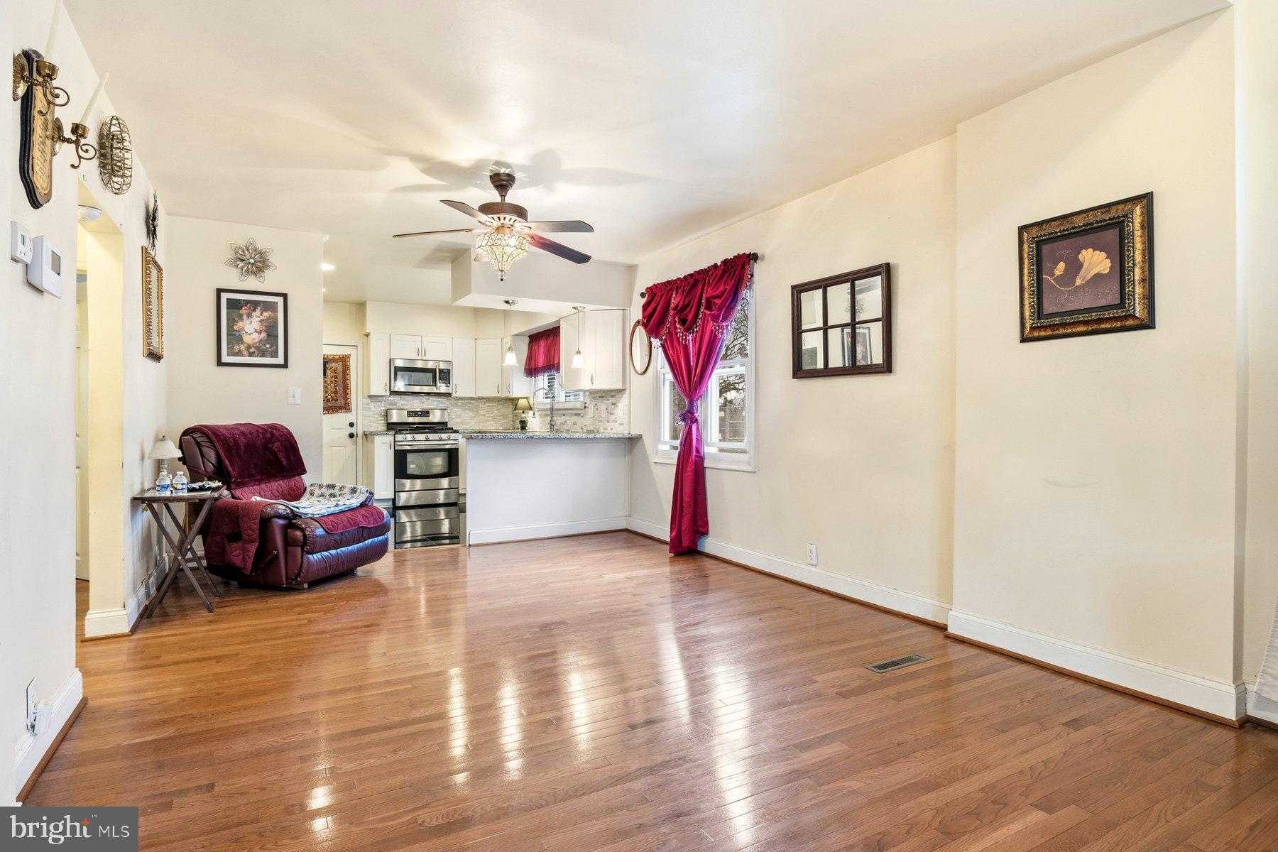 4002 Hamilton Ave photo 10