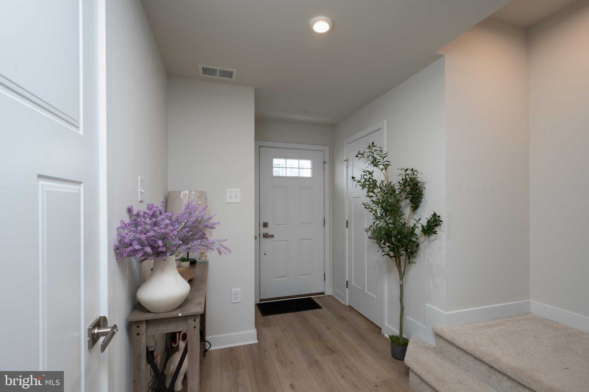 121 Chase Ln photo 4