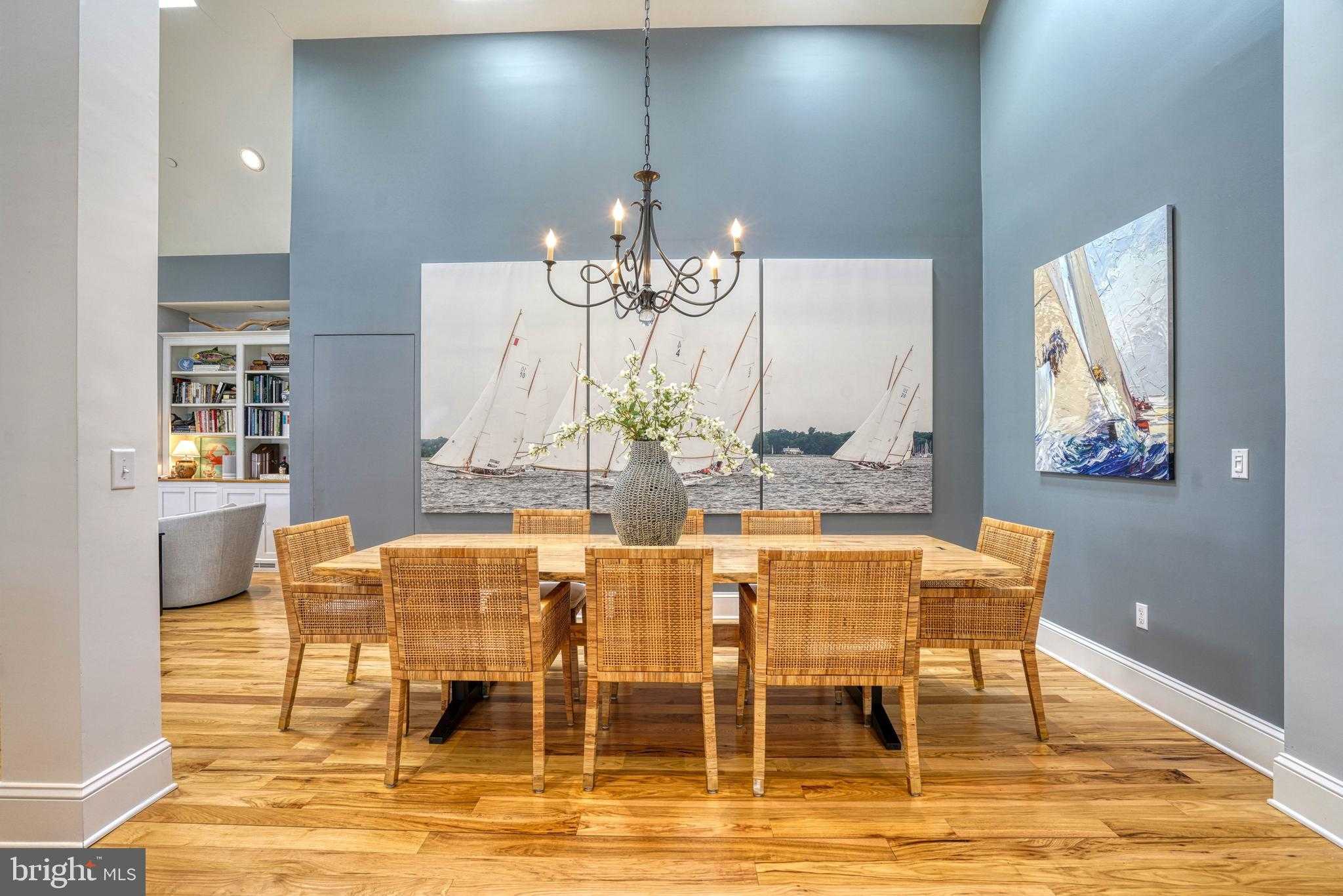 303 Manor St photo 27