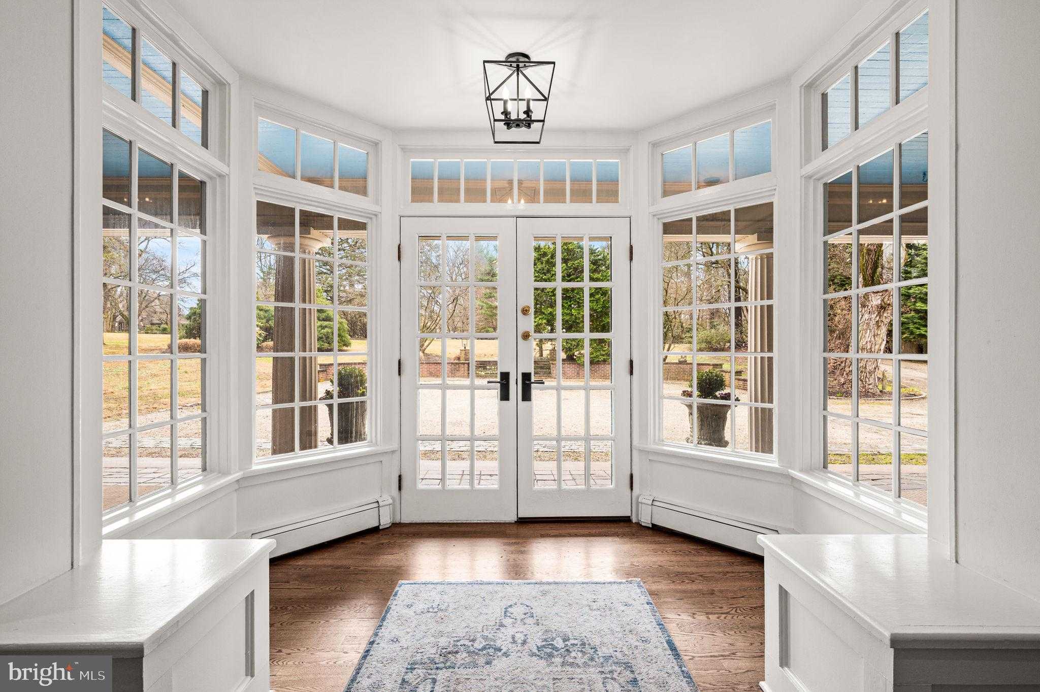 511 W Moreland Ave photo 5