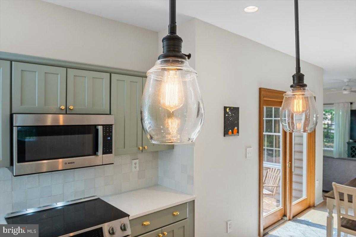 4060 Loving Dr photo 22