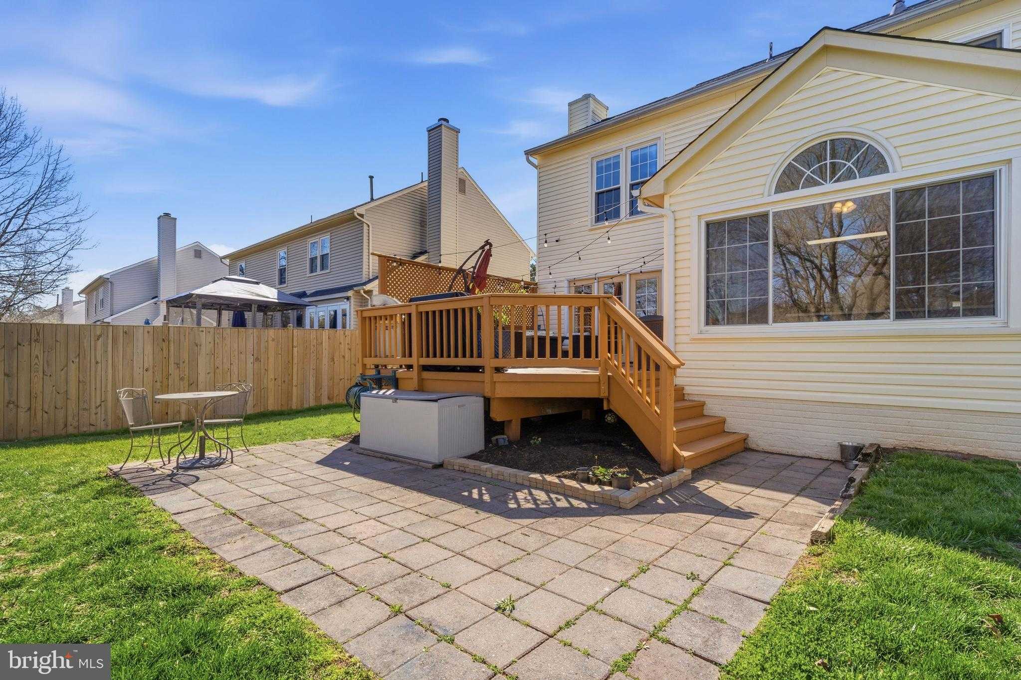 9595 Linden Wood Rd photo 45