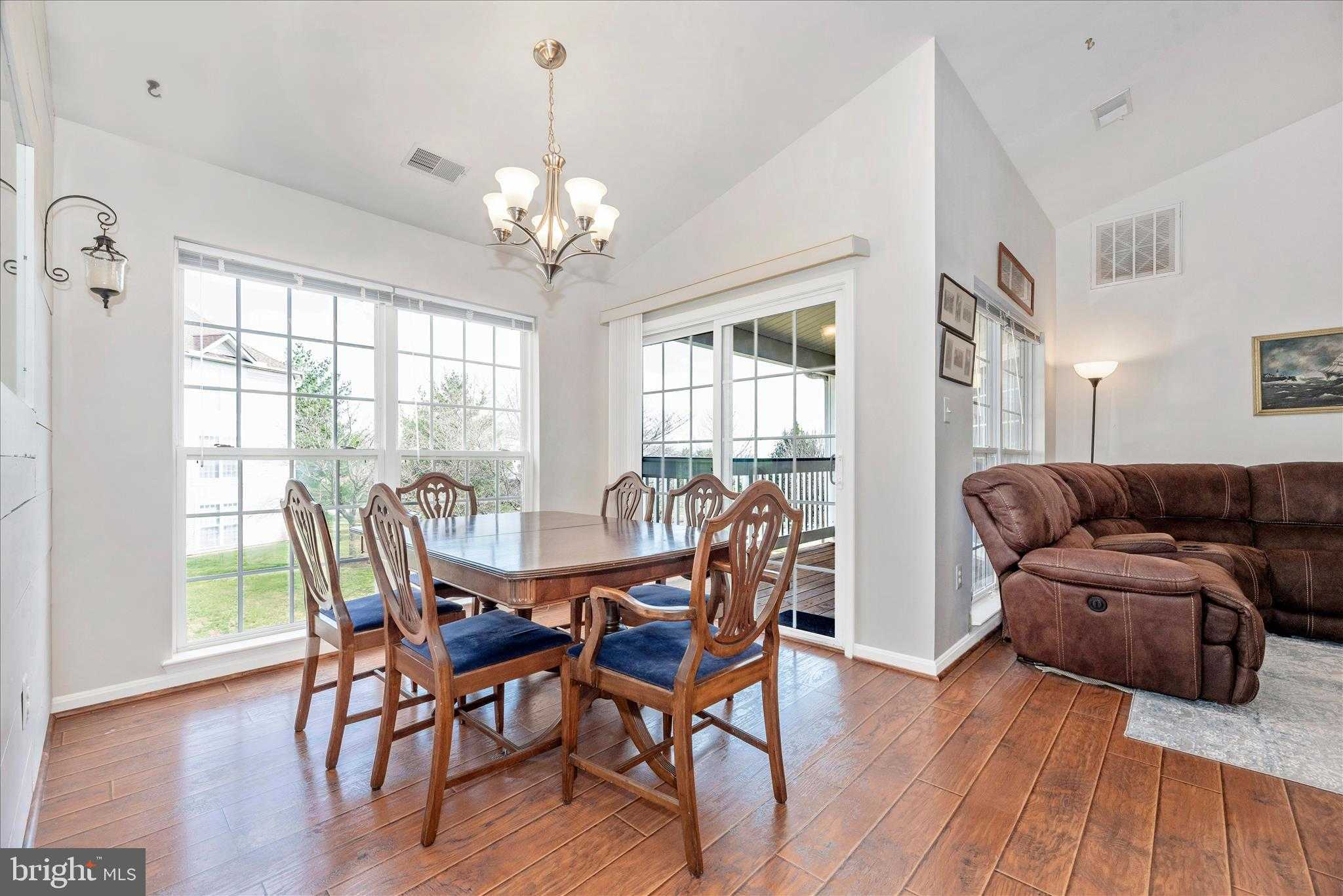 2500 Shelley Cir photo 17