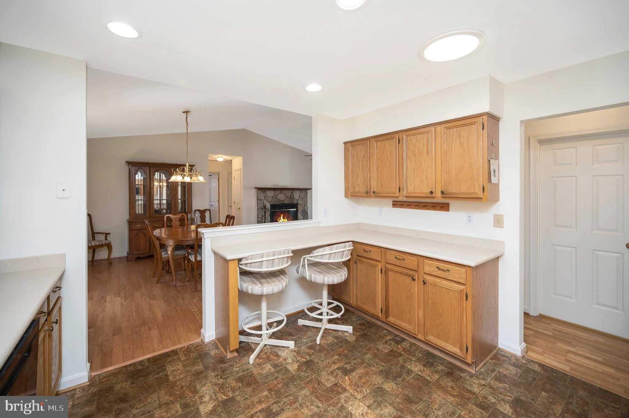 821 Eastover Pkwy photo 16