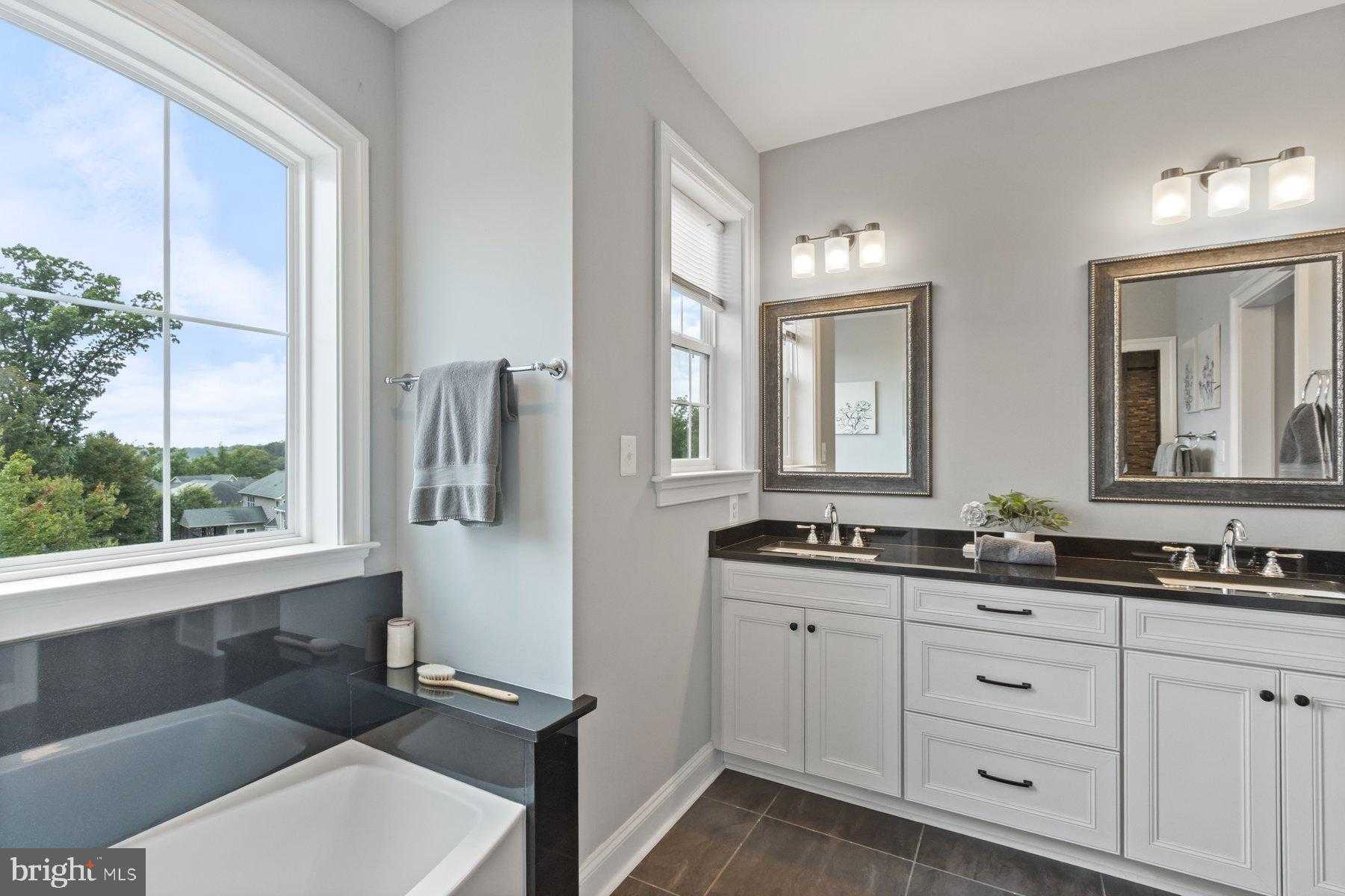 6724 Accipiter Dr photo 32