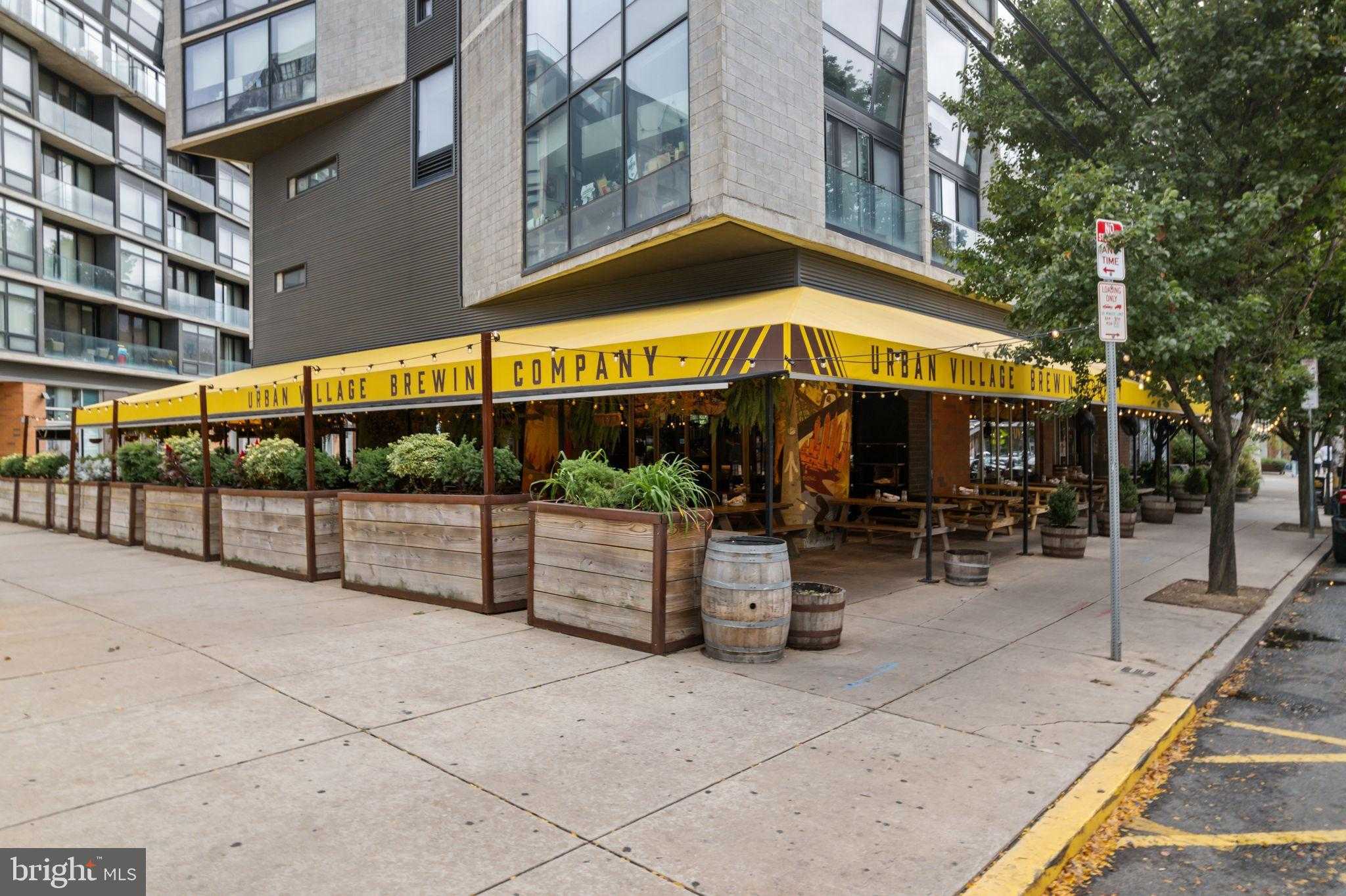 132 W Allen St photo 52