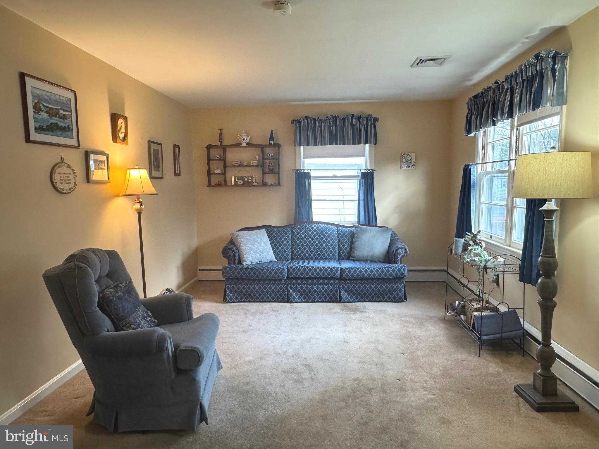 86 Village Dr photo 11