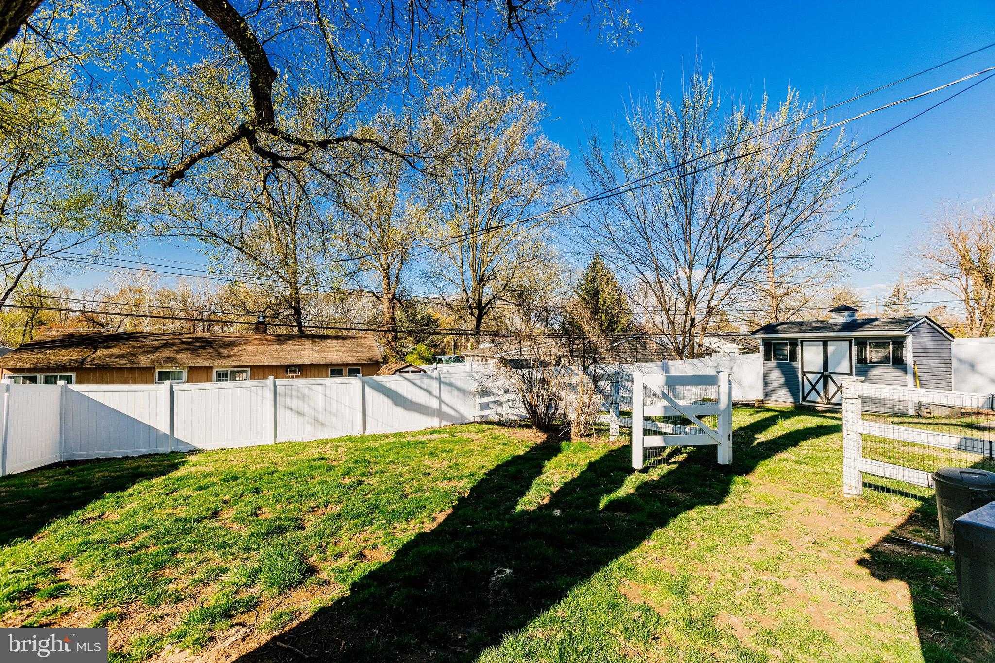 35 Mimosa Ln photo 39