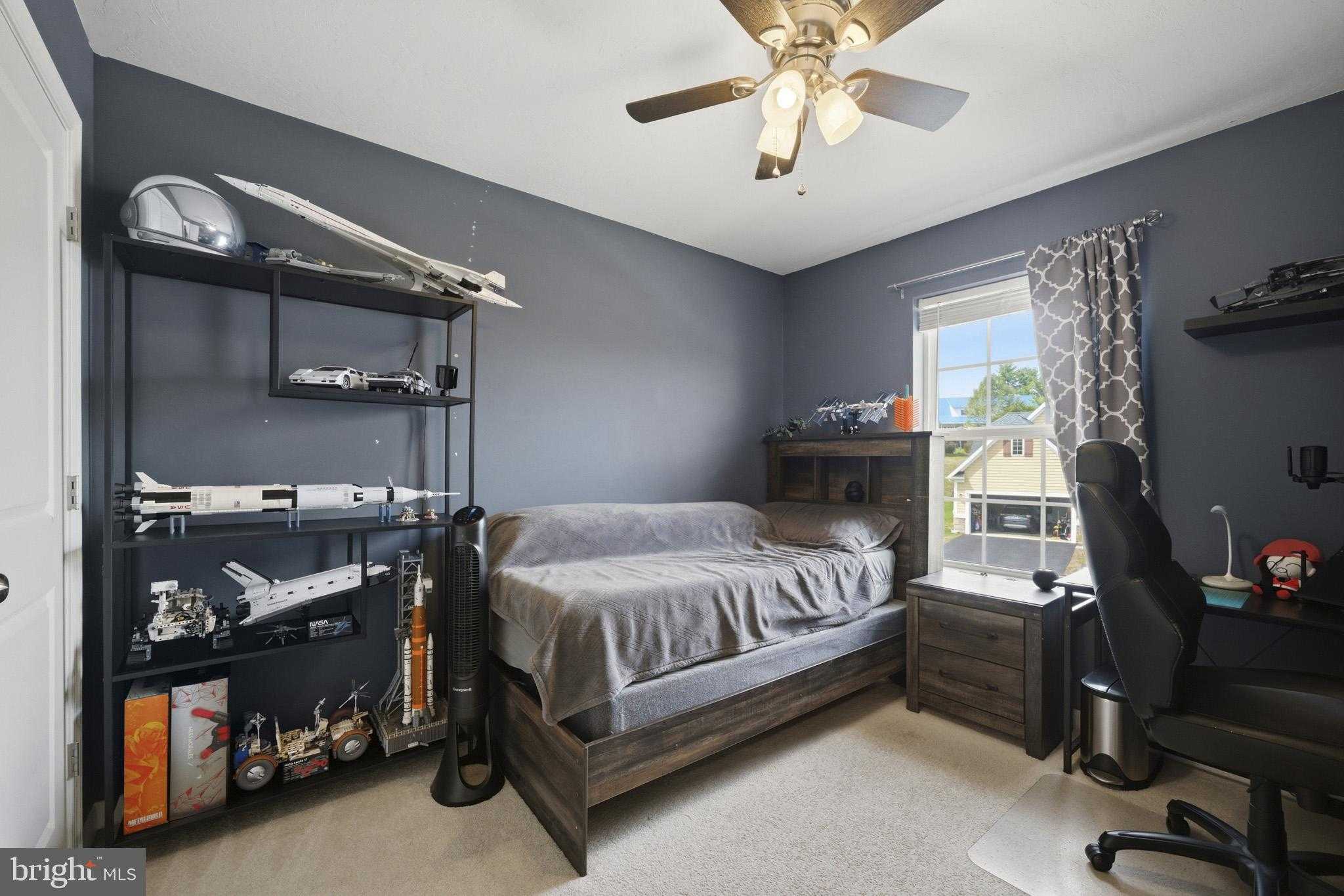 396 Friendship Ln photo 20