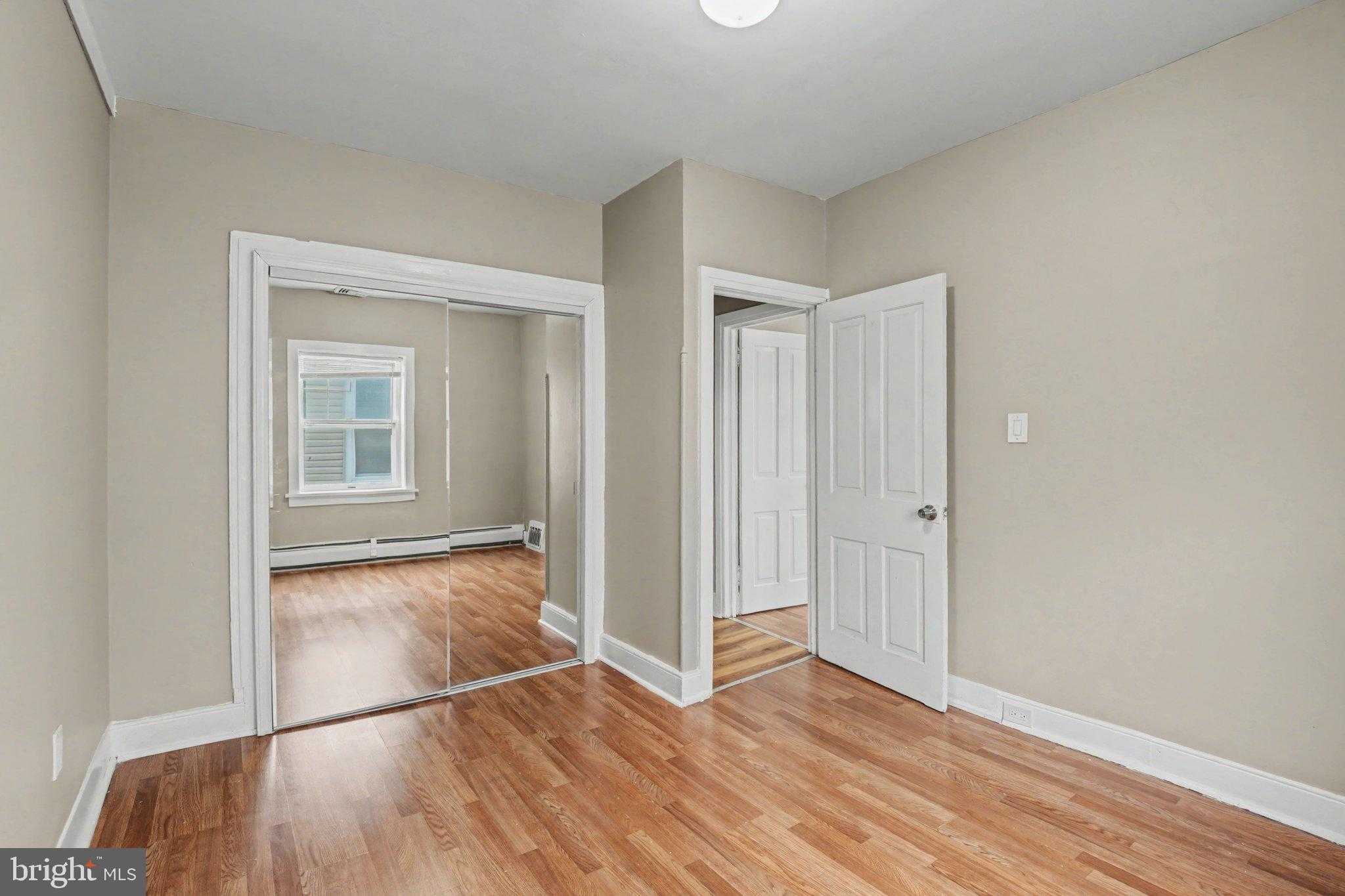 808 Locust St photo 18