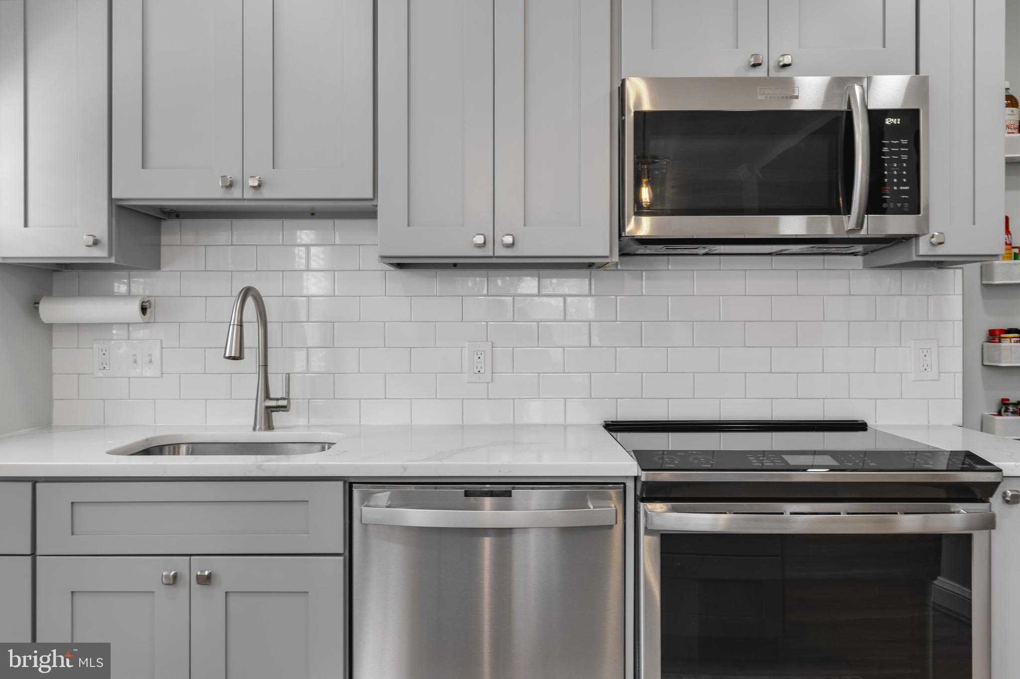 4318 35th St S photo 10