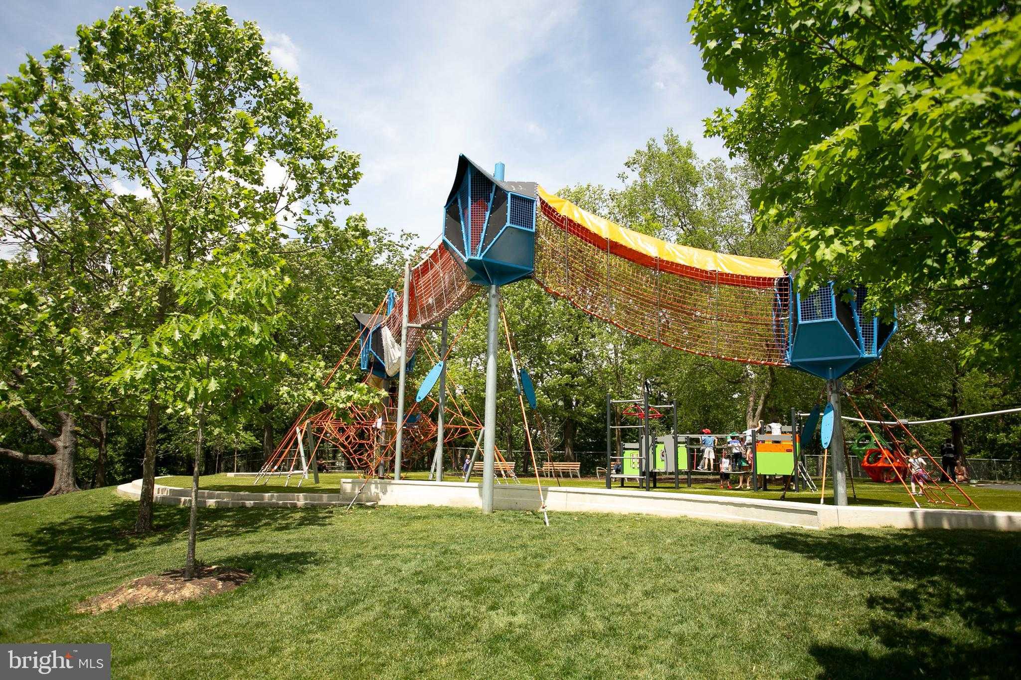 4318 35th St S photo 38