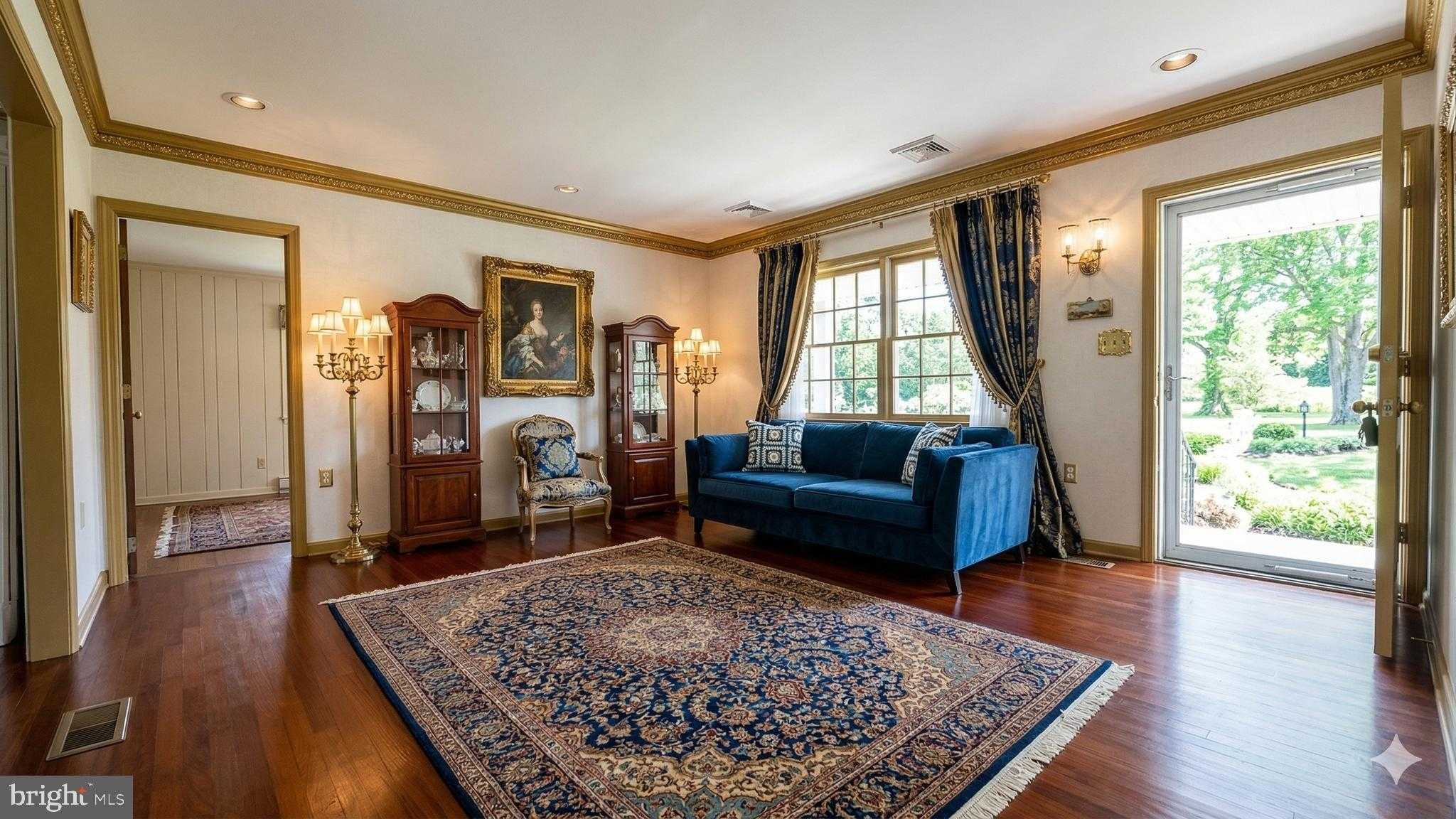 2203 Hambrooks Blvd photo 5