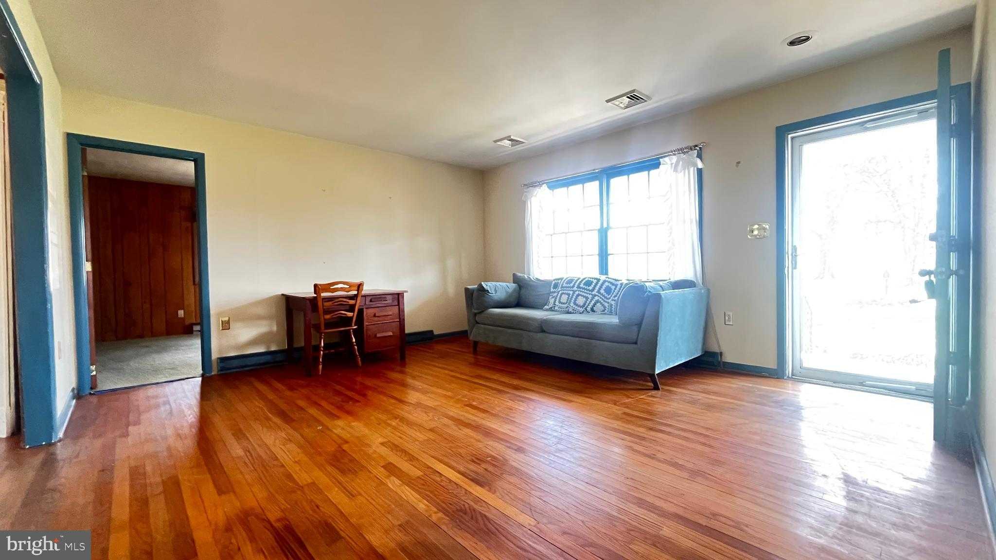 2203 Hambrooks Blvd photo 6