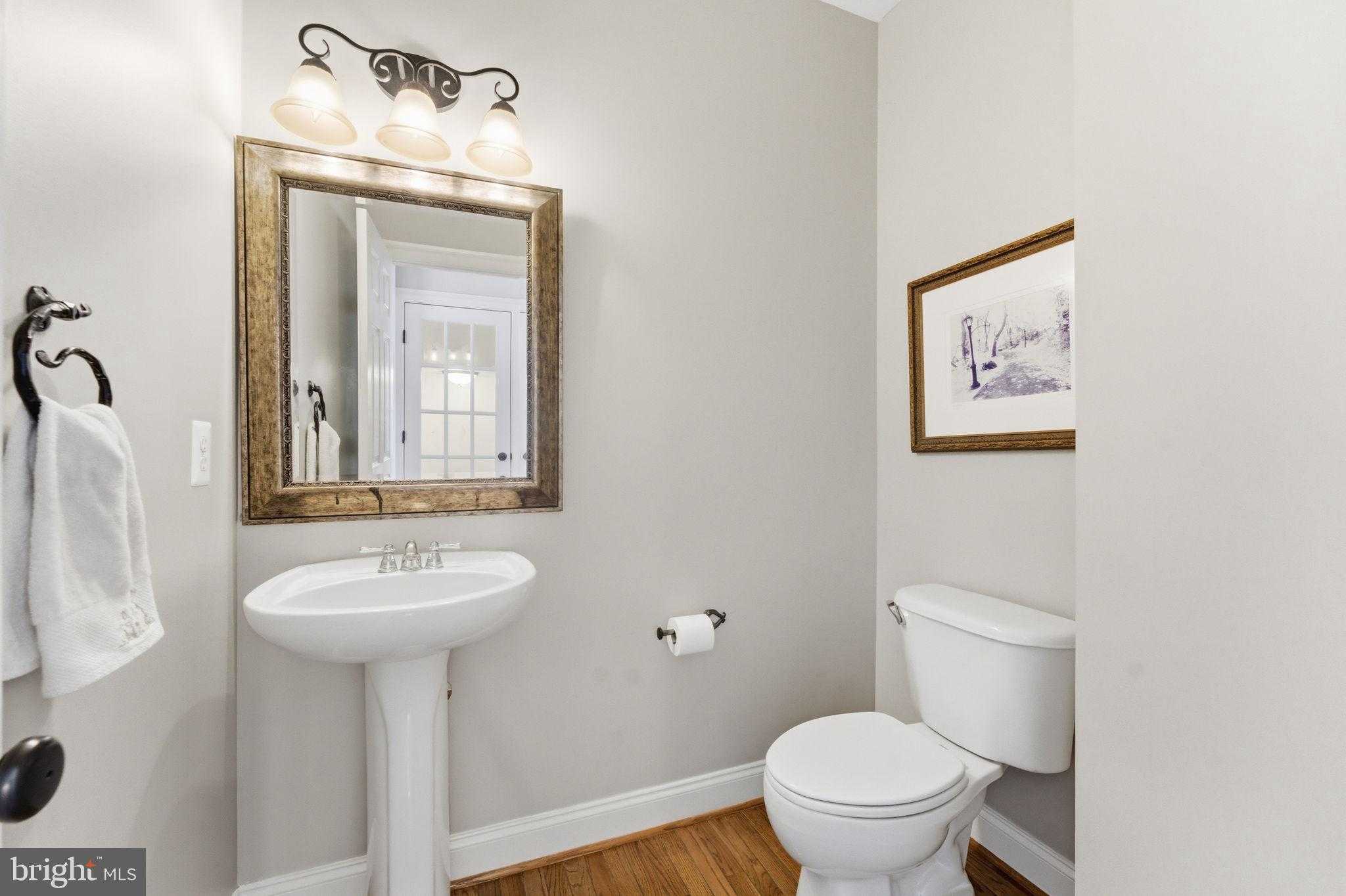 5440 Sherman Oaks CT photo 25