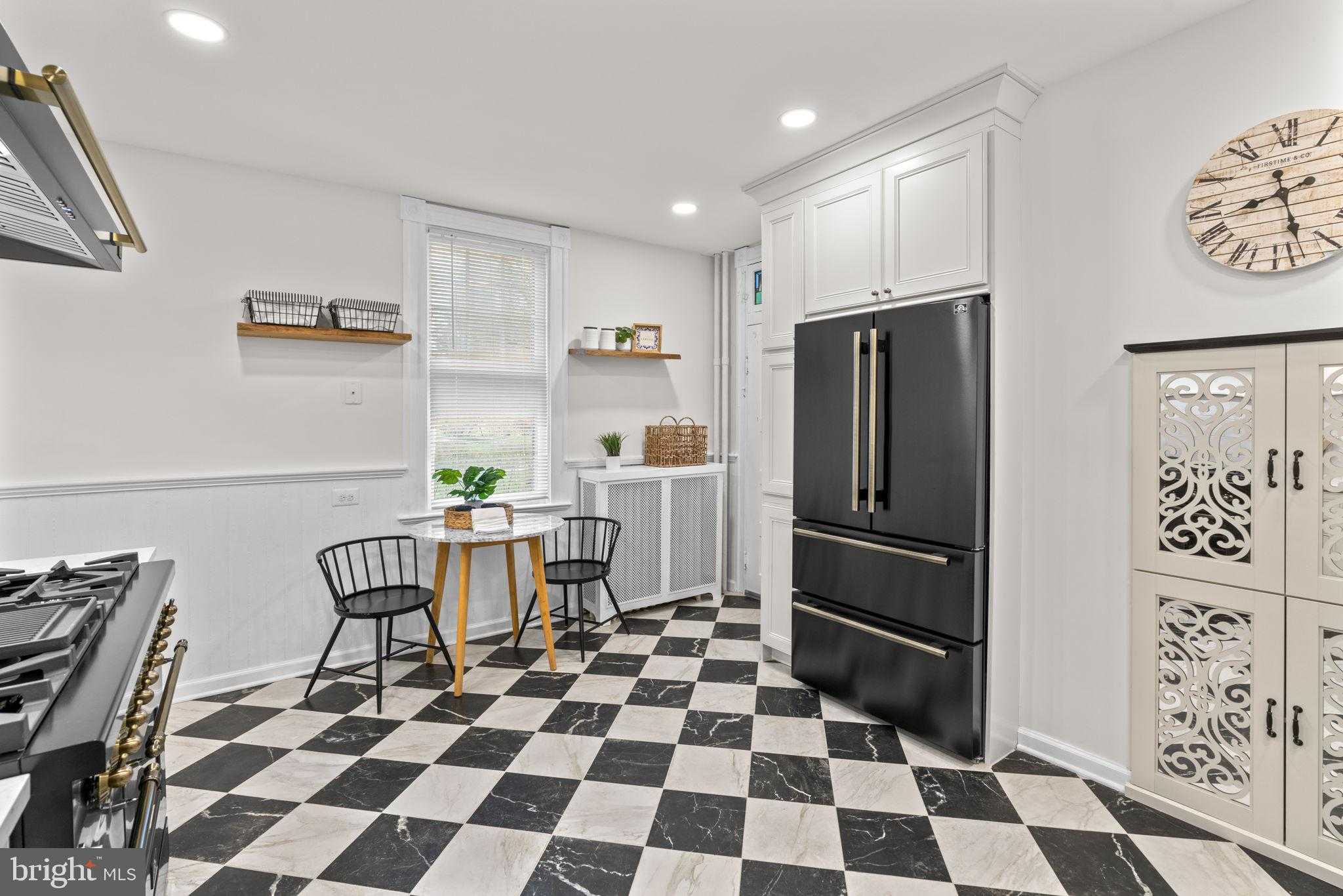 702 Deepdene Rd photo 16