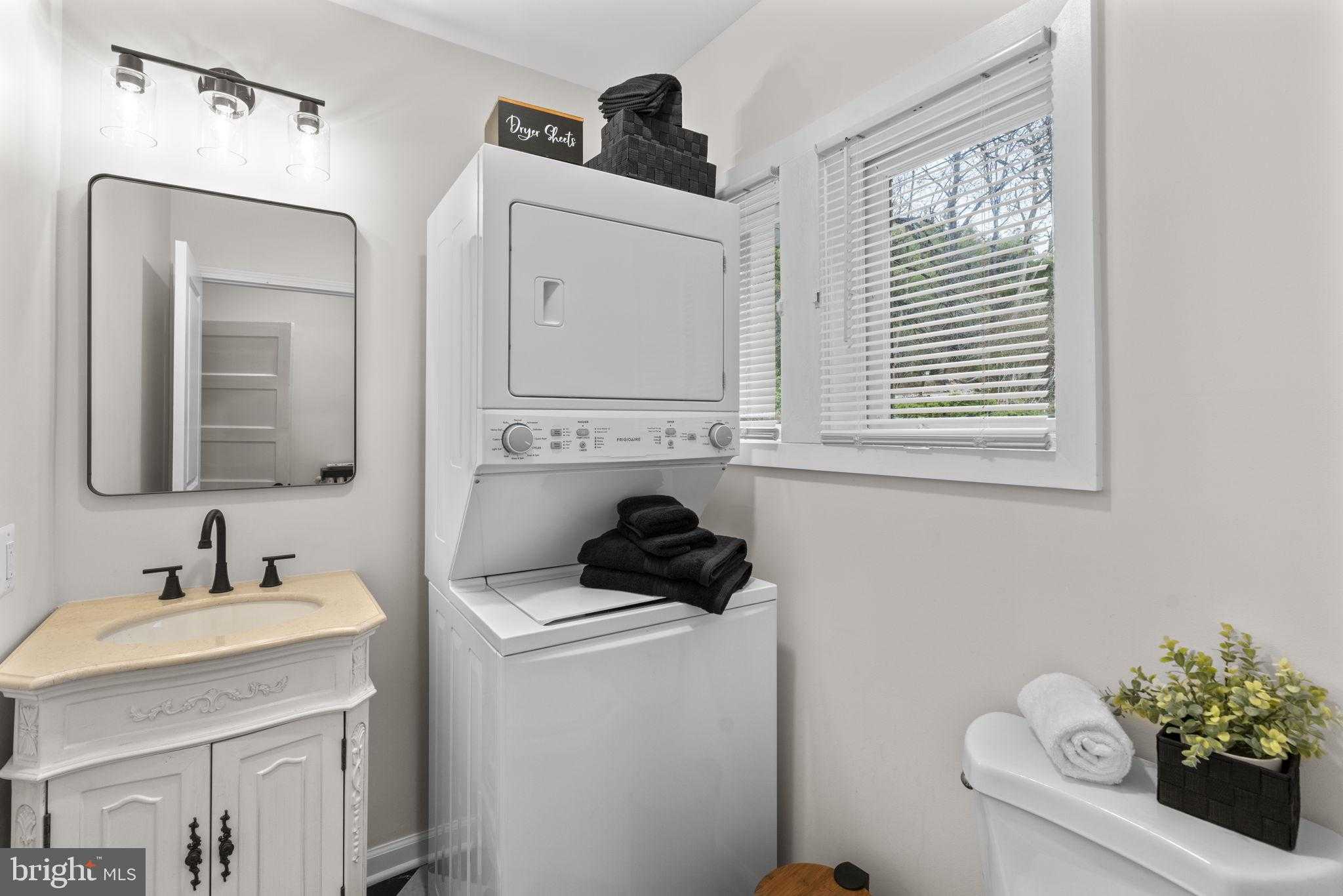 702 Deepdene Rd photo 23