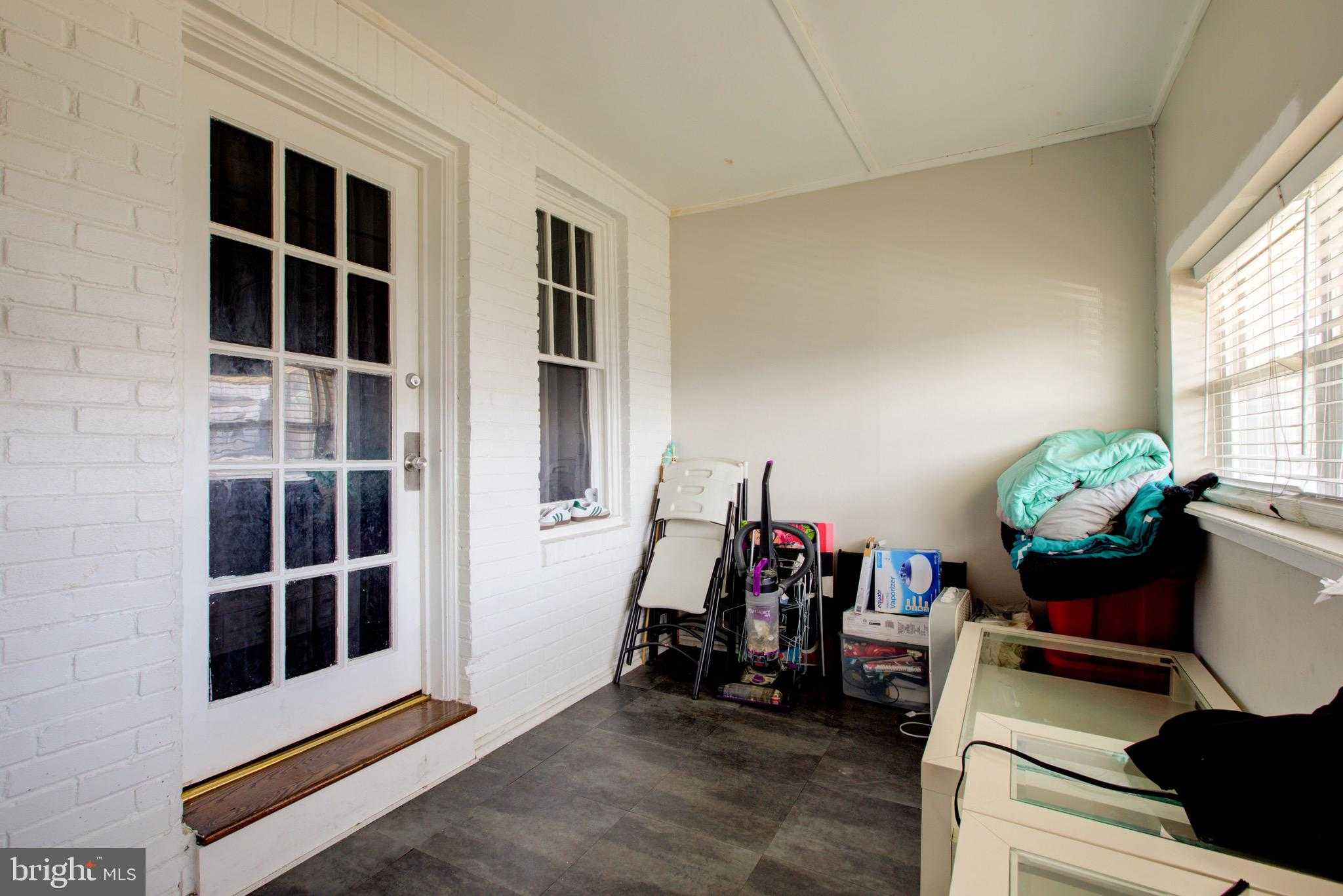 7206 Ditman St photo 3