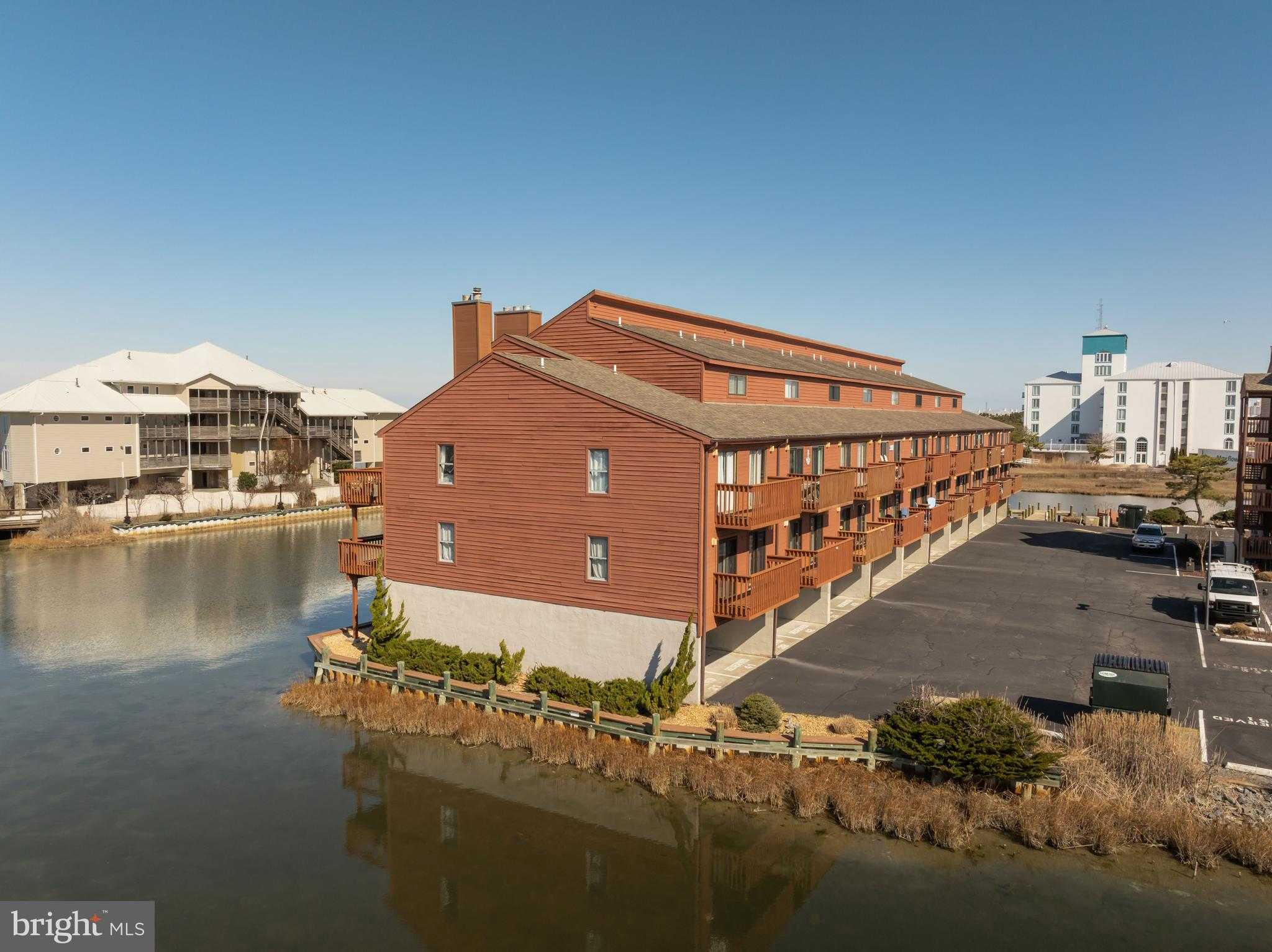 111 58th St photo 50