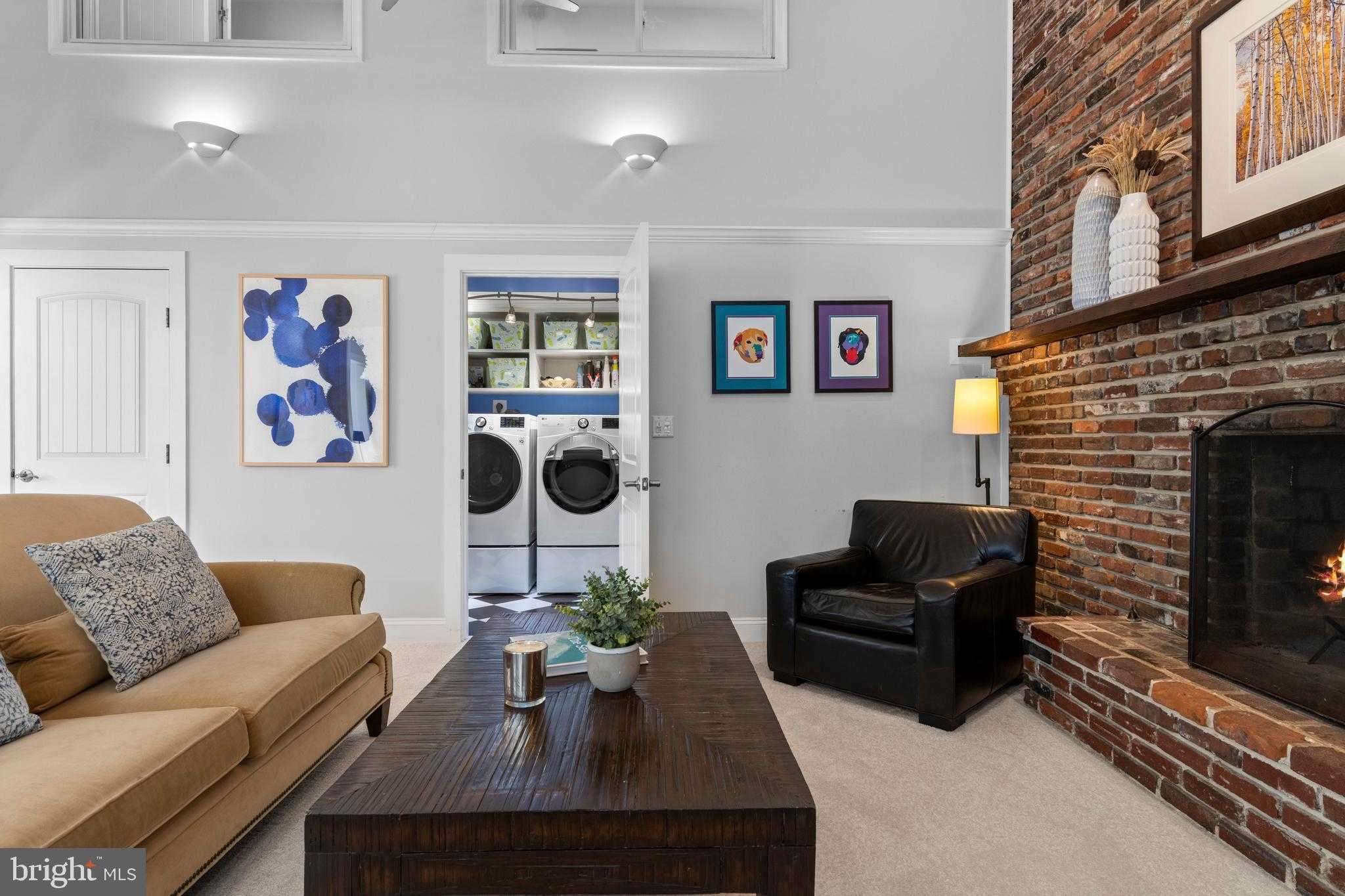 746 Westwind Dr photo 20