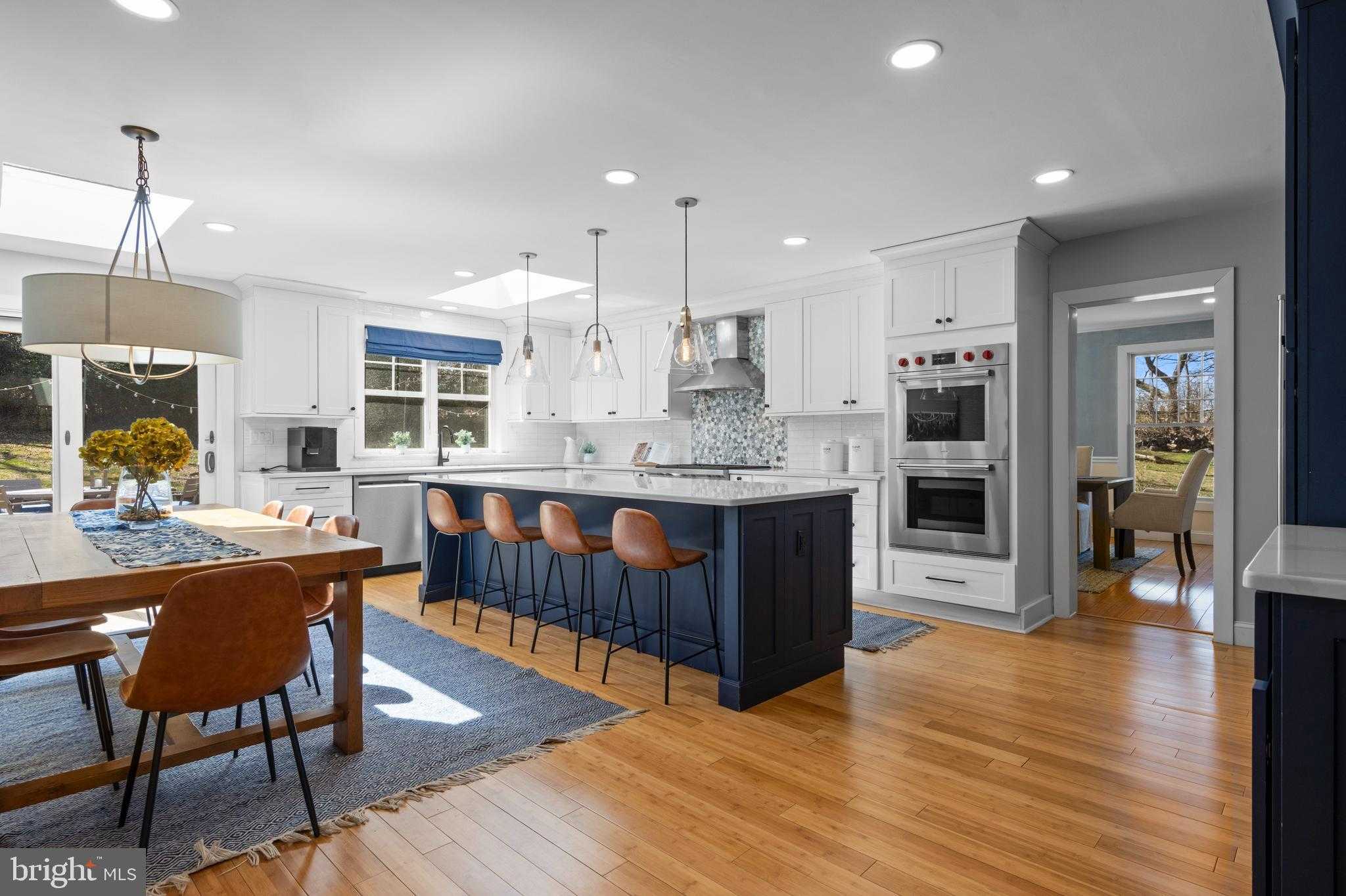 746 Westwind Dr photo 7