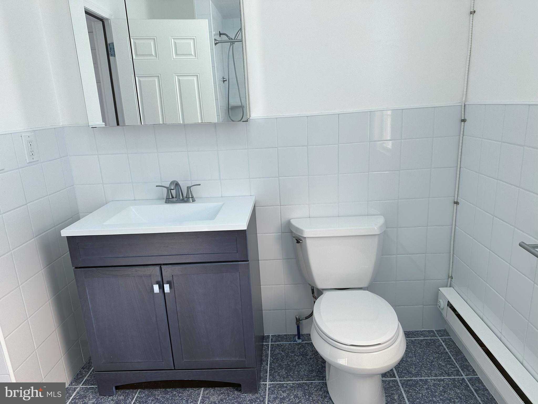 720 Winton St photo 17