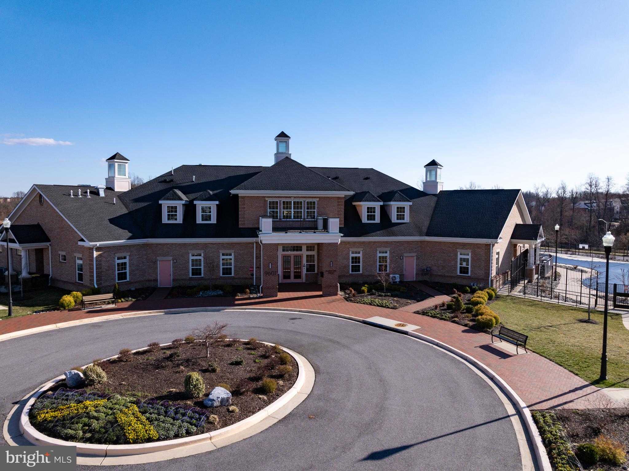 9722 Glassy Creek Way photo 31