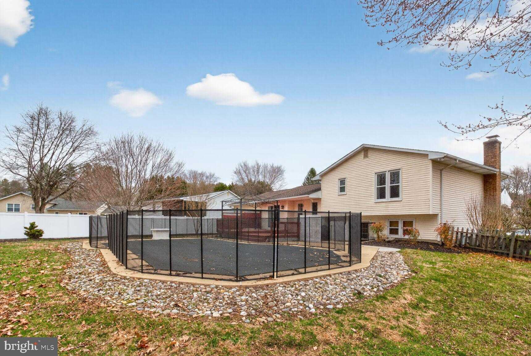 7120 Tulip CT photo 44