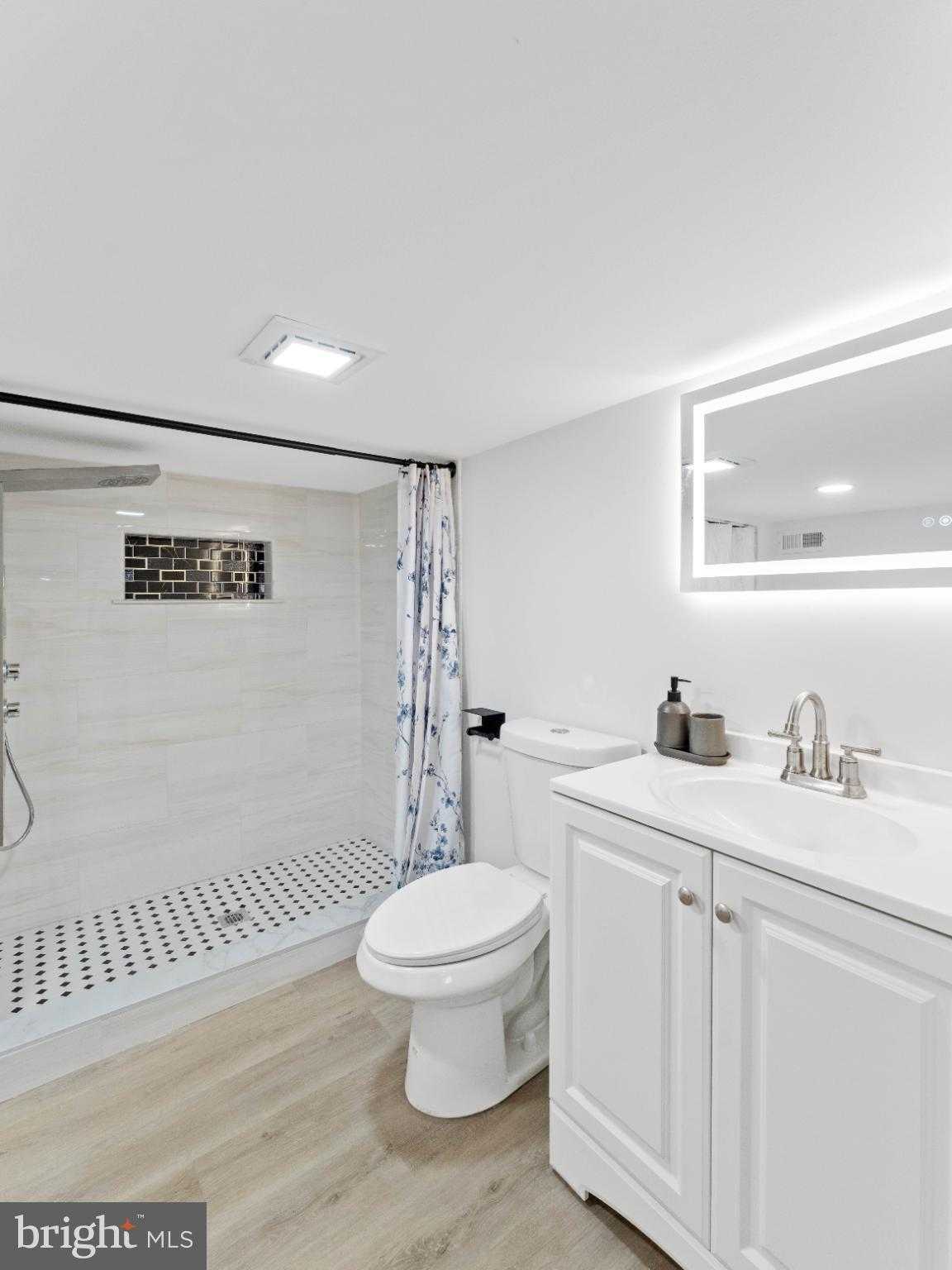 1529 S 19th St photo 24