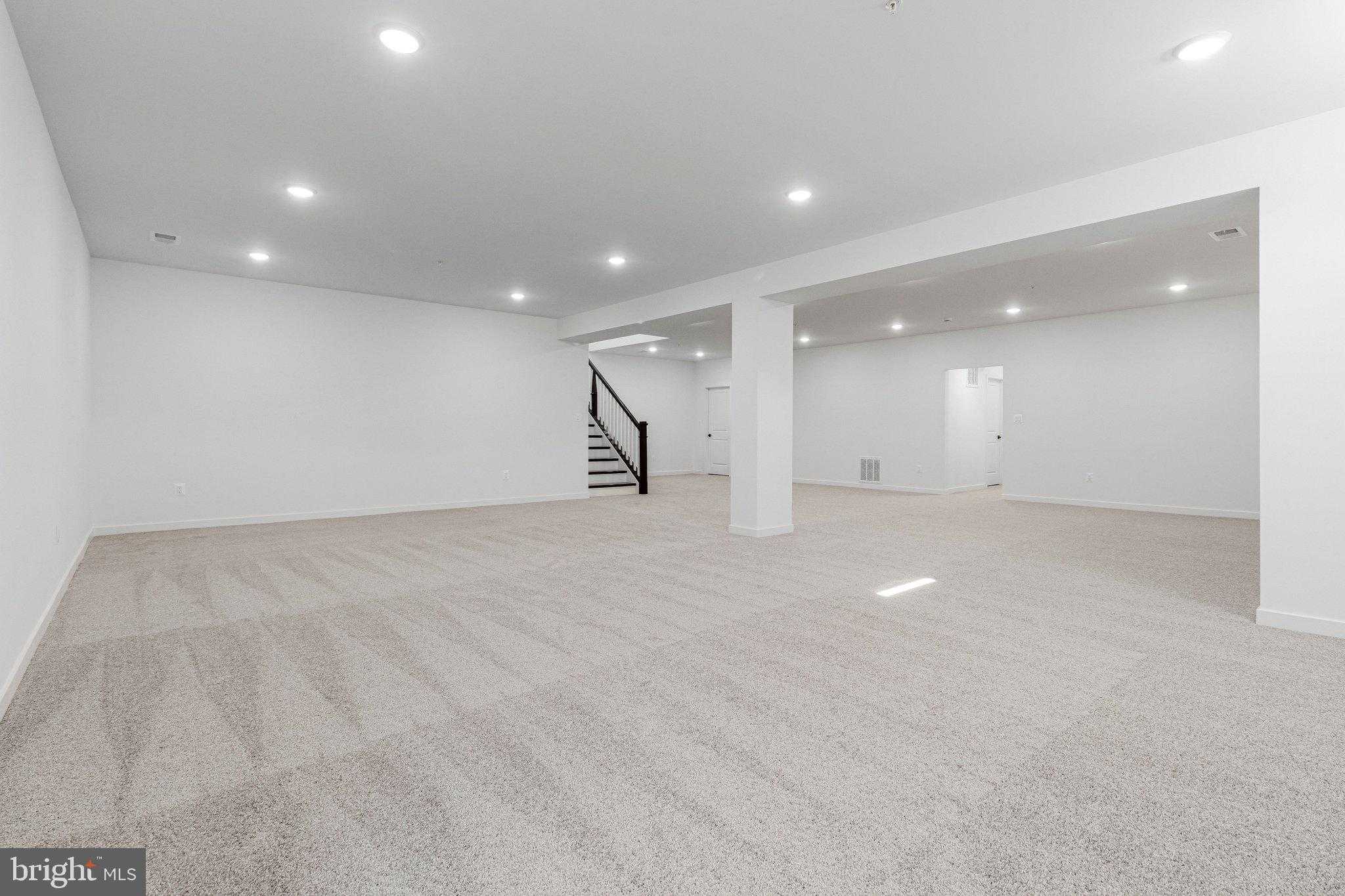 917 Honeyflower Dr photo 52