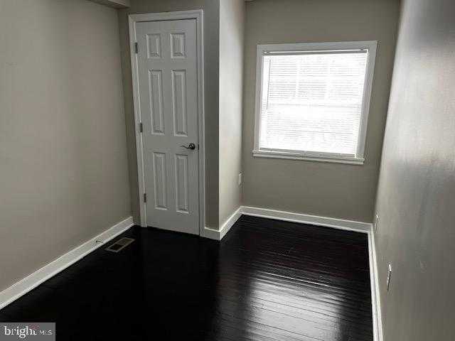 1603 N 15th St photo 13