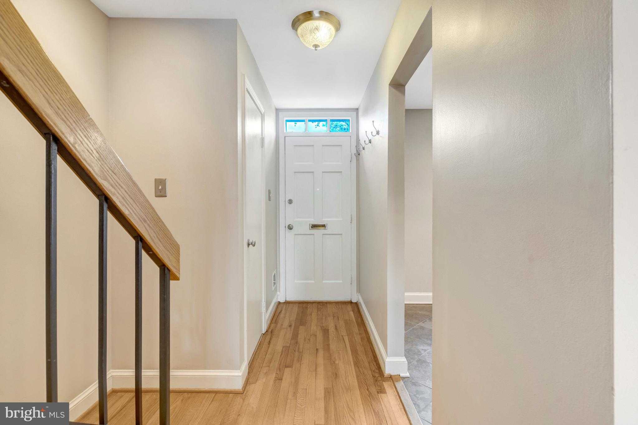 916 Pendleton St photo 4